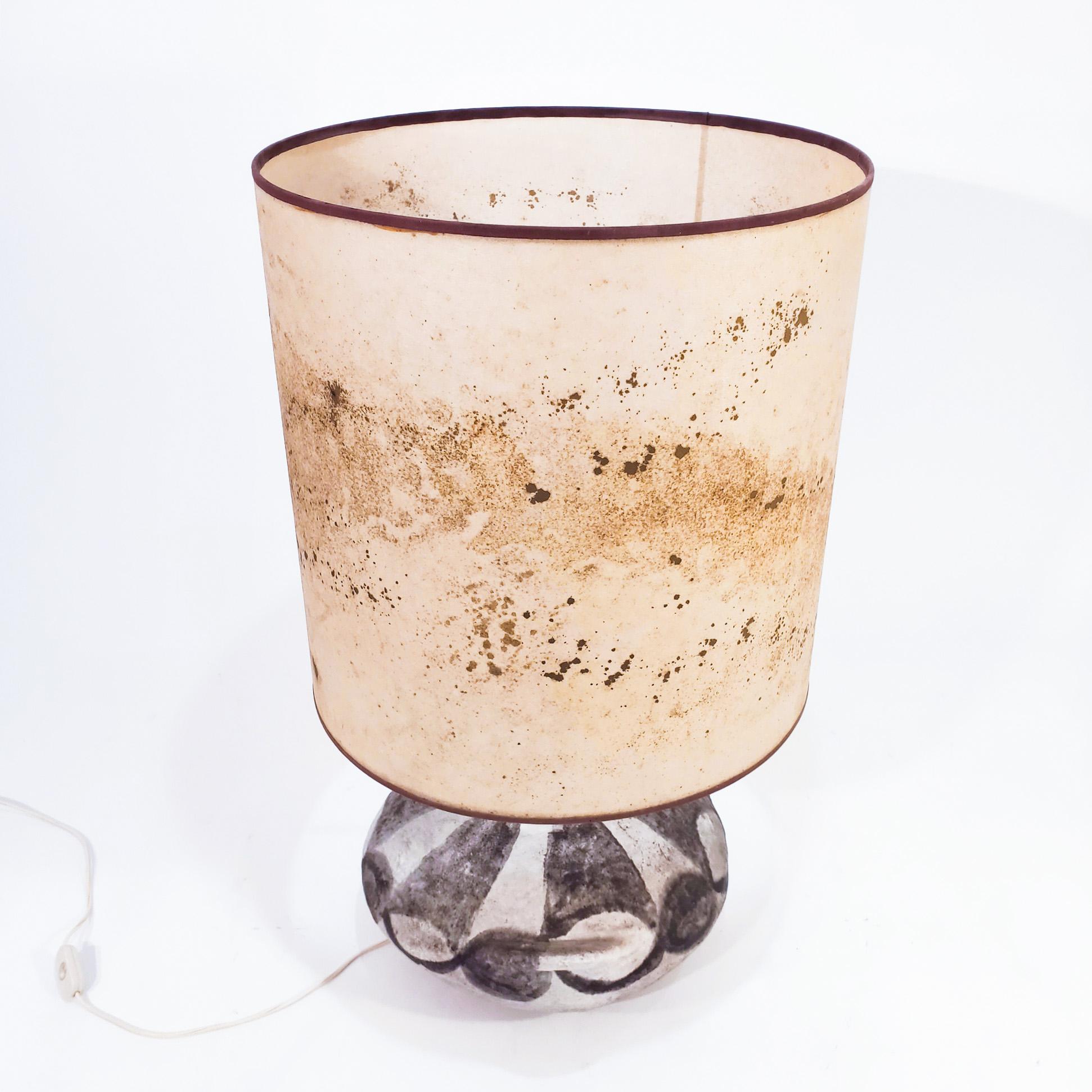 Mid-Century Modern Jacques Blin style. Huge brutalist stoneware table lamp, France, 1960s For Sale