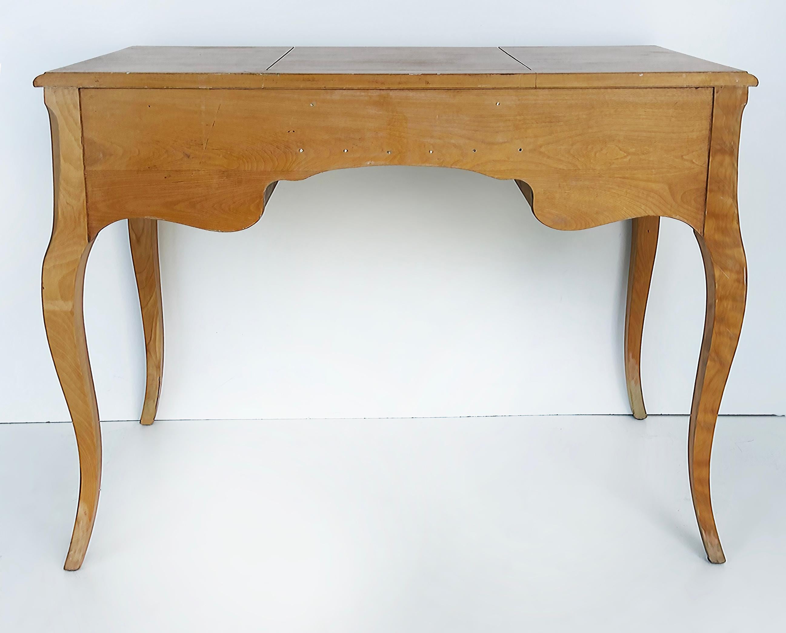 Jacques Bodart French Blonde Wood 3-Drawer Vanity Table with Flip-up Mirror (Table de toilette à 3 tiroirs en bois blond français avec miroir rabattable) en vente 5