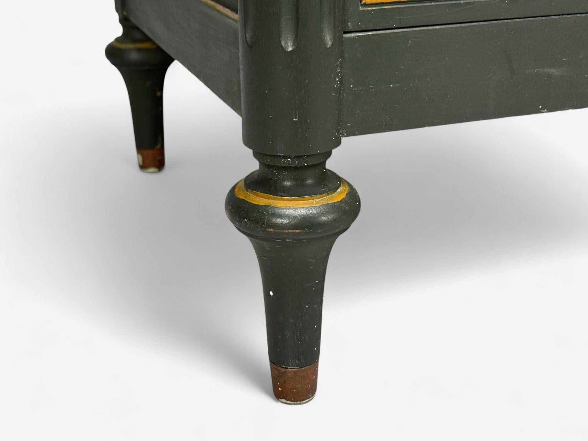 Jacques Bodart, Commode dipinta di verde in stile Luigi XVI, USA, anni '60 in vendita 7