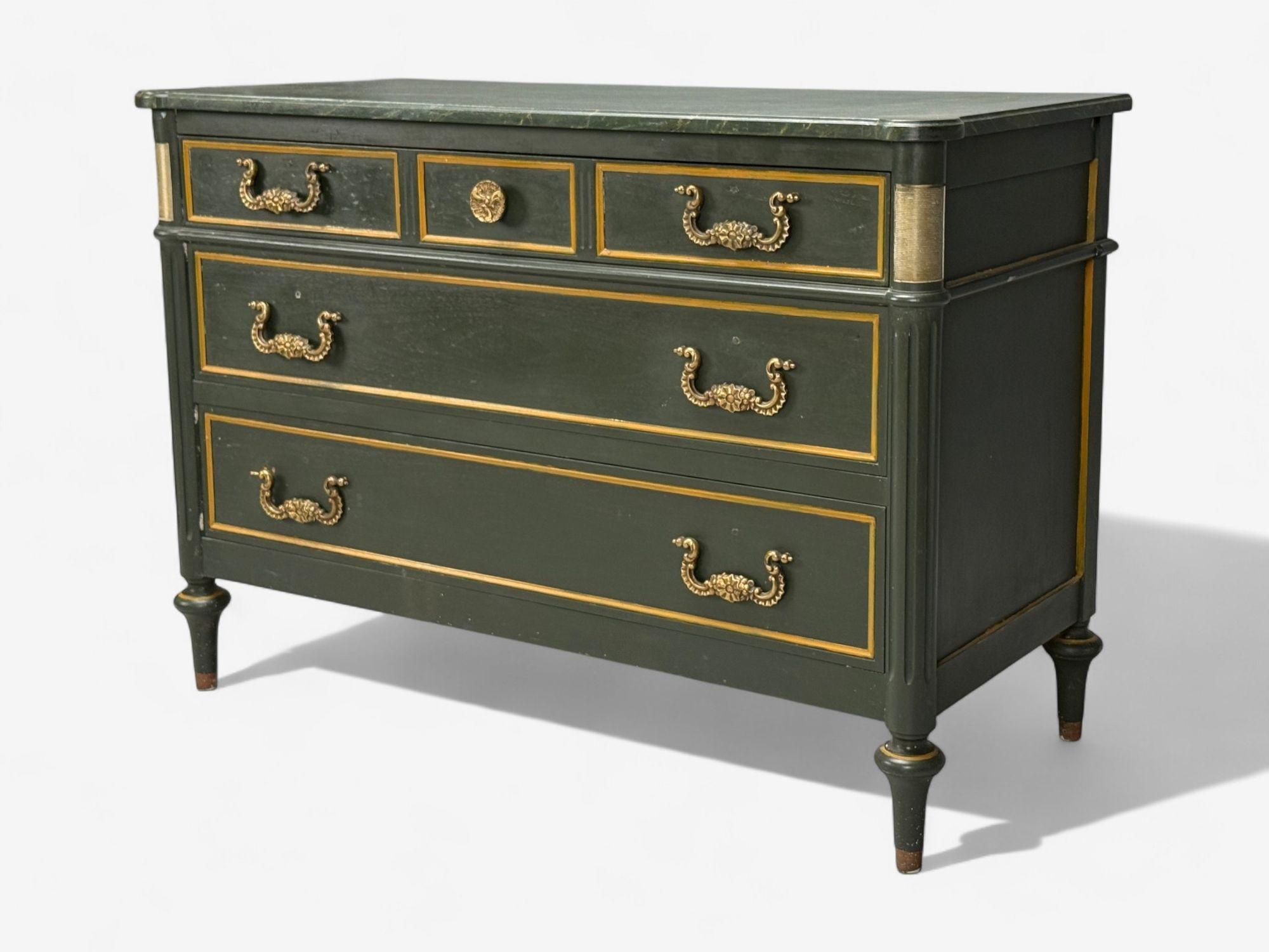 Jacques Bodart, Commode dipinta di verde in stile Luigi XVI, USA, anni '60 In condizioni buone in vendita a Manhasset, NY