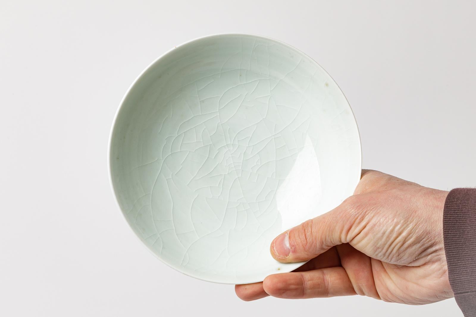 Français Bol ou tasse en céramique au design en porcelaine de Jacques Buchholtz du 20ème siècle 2/9 en vente