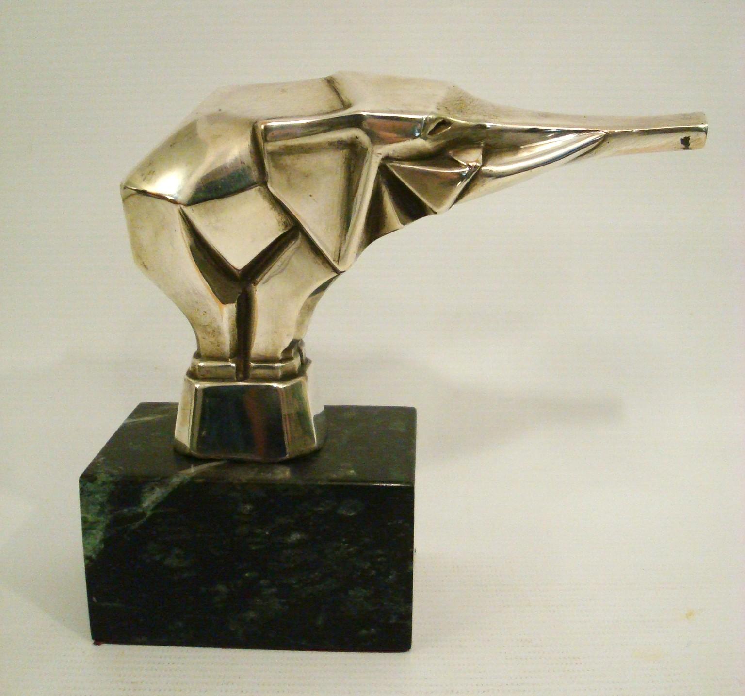 Français Éléphant de Jacques Cartier, Mascotte de voiture Art Déco / Cubiste / Hood Ornamental 1920's en vente