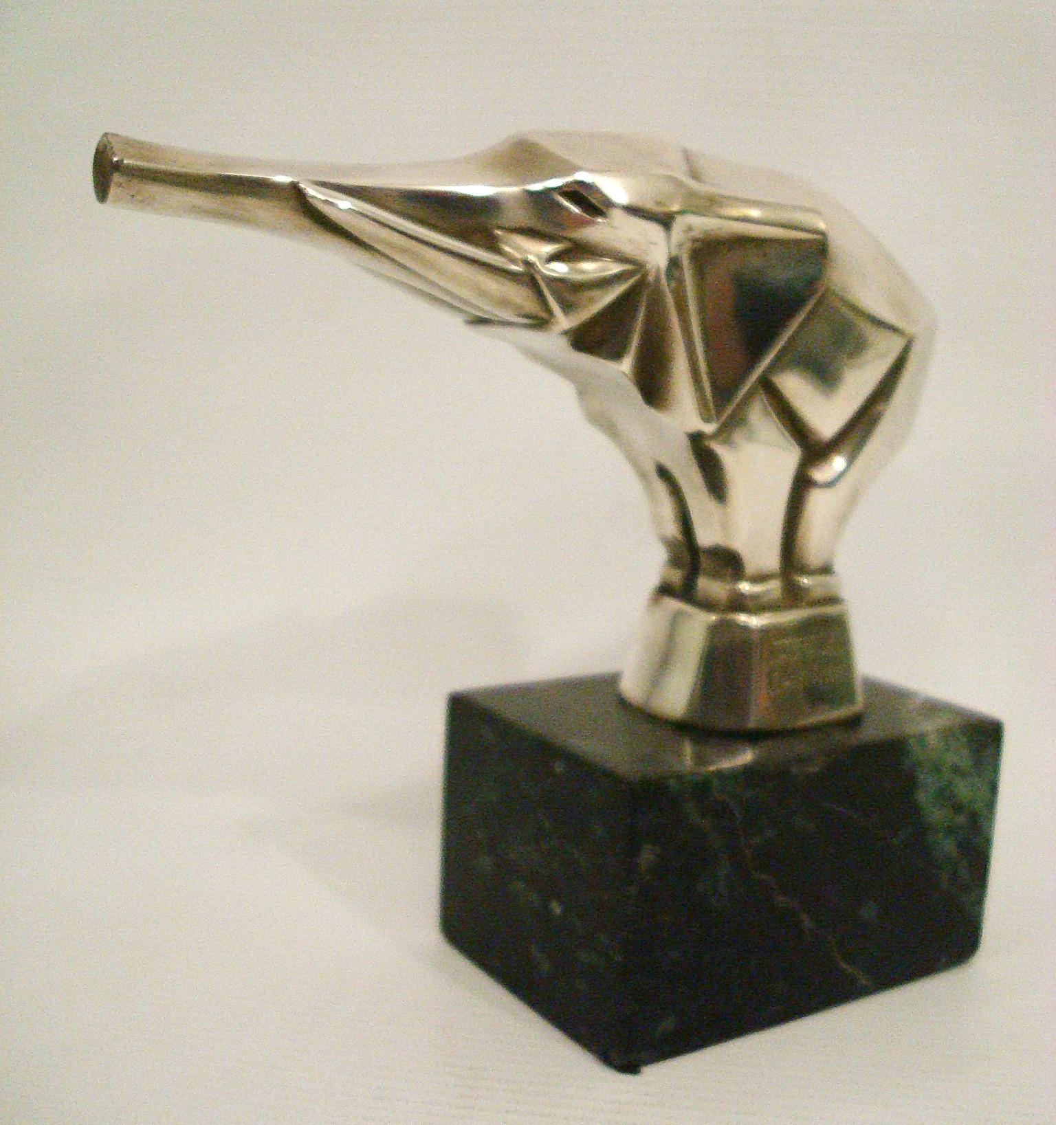 Éléphant de Jacques Cartier, Mascotte de voiture Art Déco / Cubiste / Hood Ornamental 1920's Bon état - En vente à Buenos Aires, Olivos