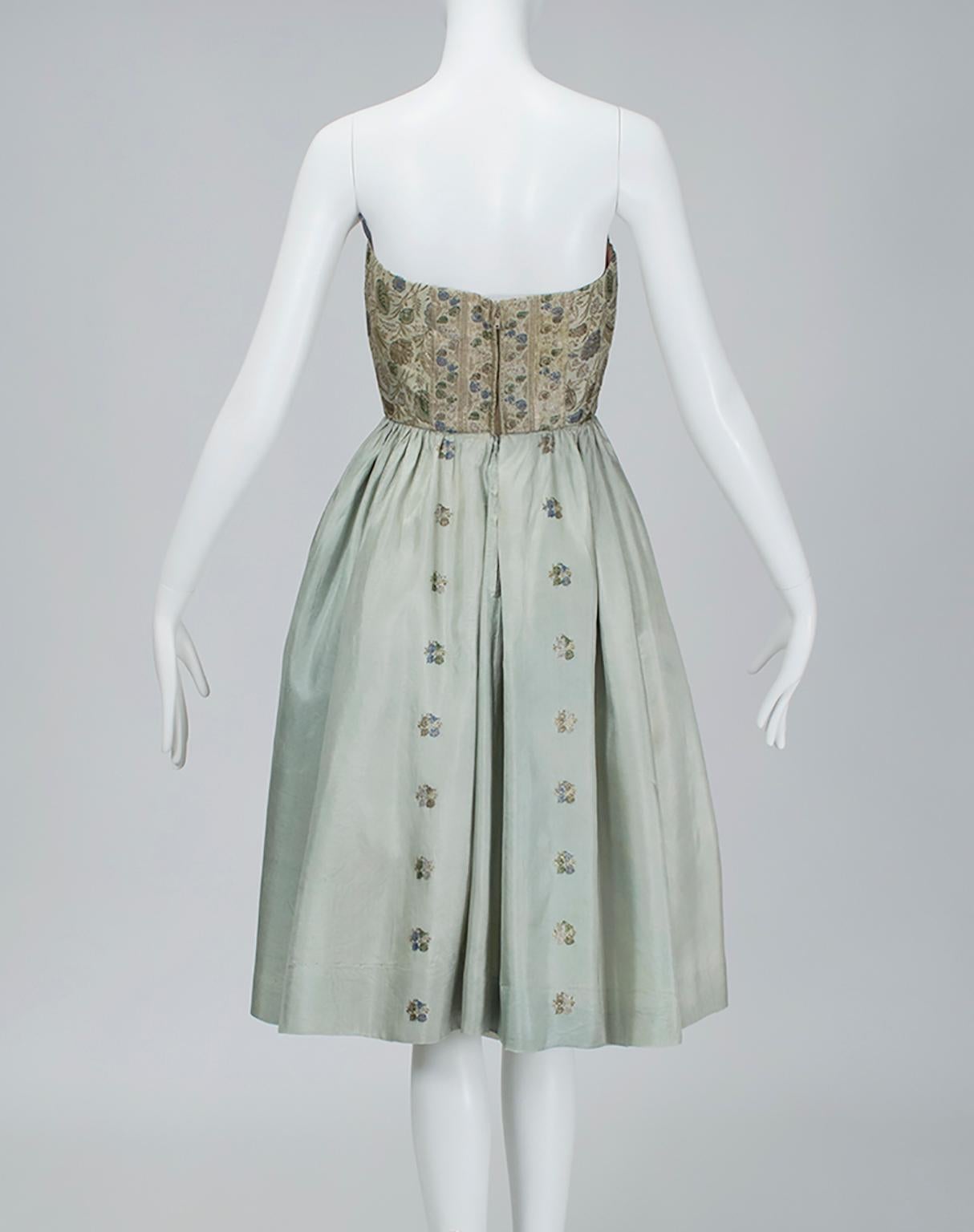 Jacques Cassia Couture Trägerloses Partykleid aus Silberbrokat aus Silberbrokat - S, 1950er Jahre im Zustand „Gut“ im Angebot in Tucson, AZ