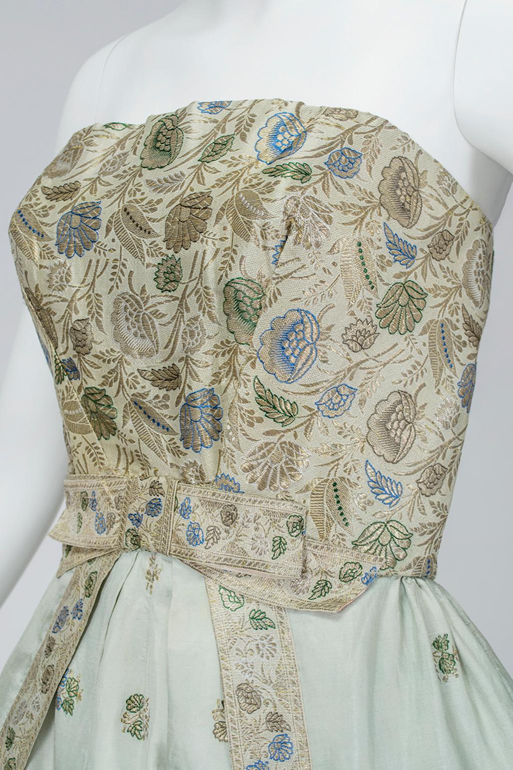 Jacques Cassia Couture Trägerloses Partykleid aus Silberbrokat aus Silberbrokat - S, 1950er Jahre im Angebot 1