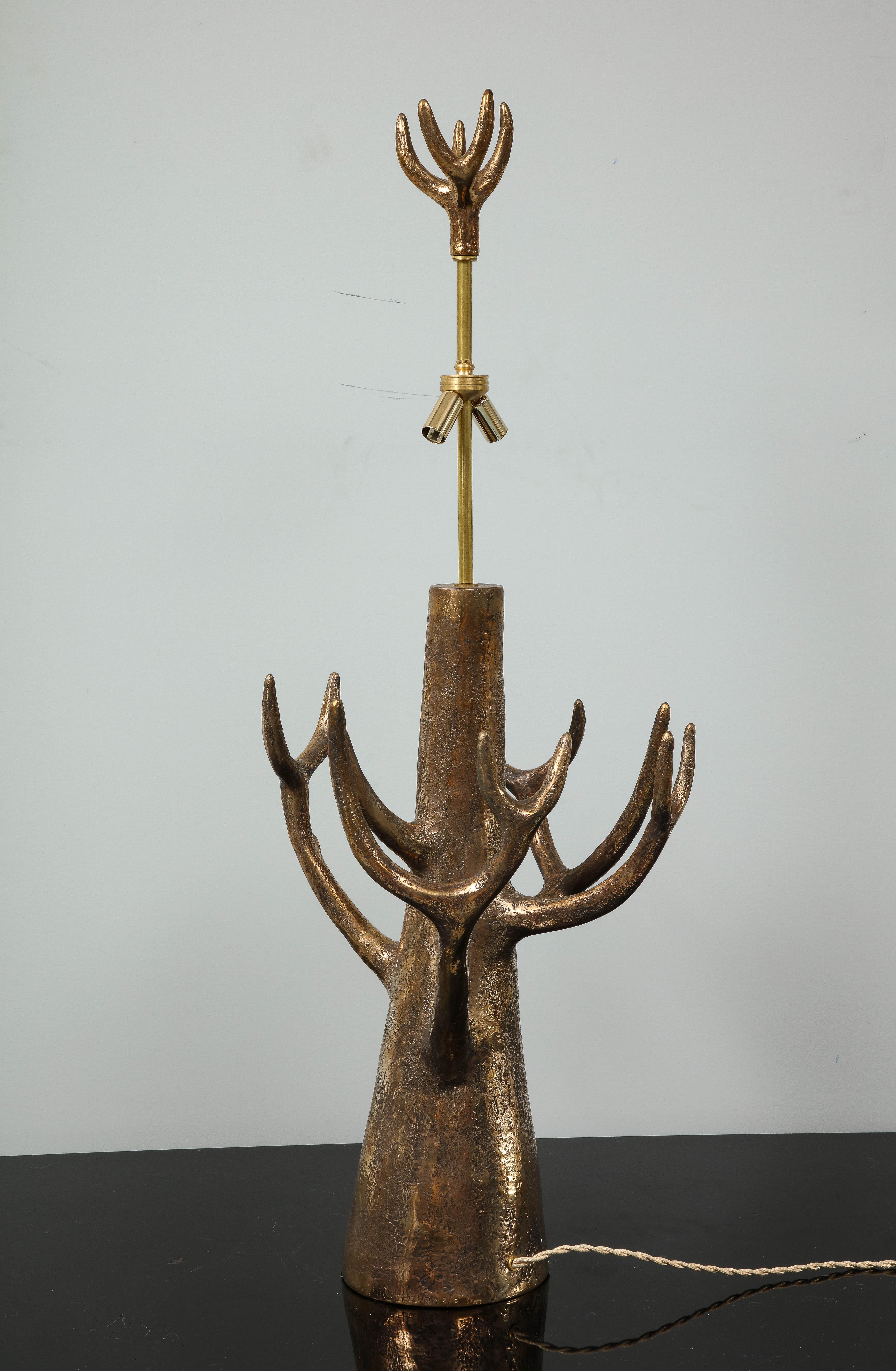 Jacques Darbaud  Lampe „Baum“ aus Bronze, nummeriert 1/8 im Angebot 1