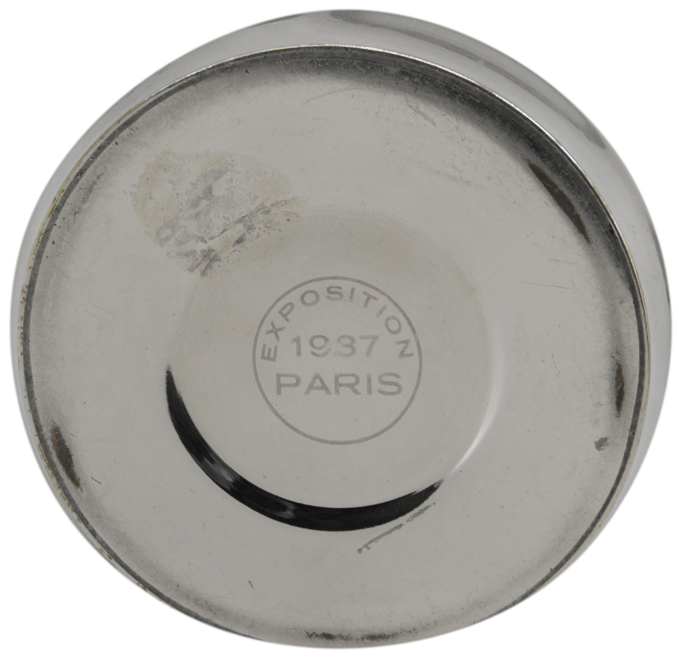 Metà XX secolo Vaso in ottone Jacques Douau 1937 in vendita