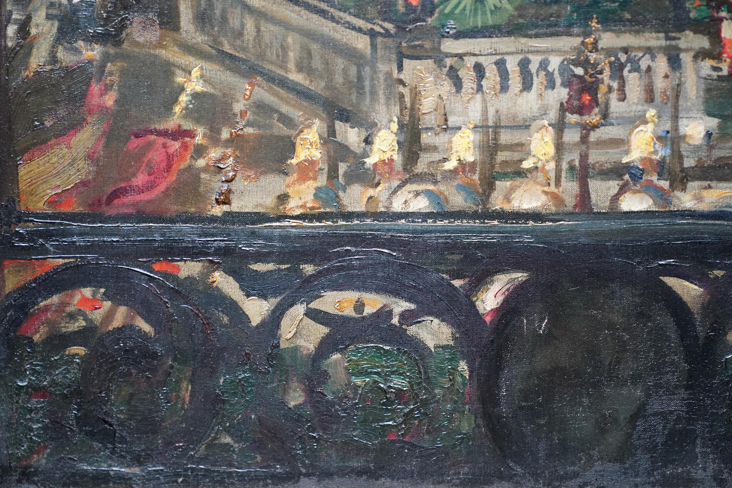 Questo superbo dipinto a olio di paesaggio urbano impressionista francese è attribuito a Jacques Emile Blanche e presenta la sua caratteristica pennellata. È stata dipinta intorno al 1900 e ritrae una cerimonia civica nella Marienplatz, una piazza