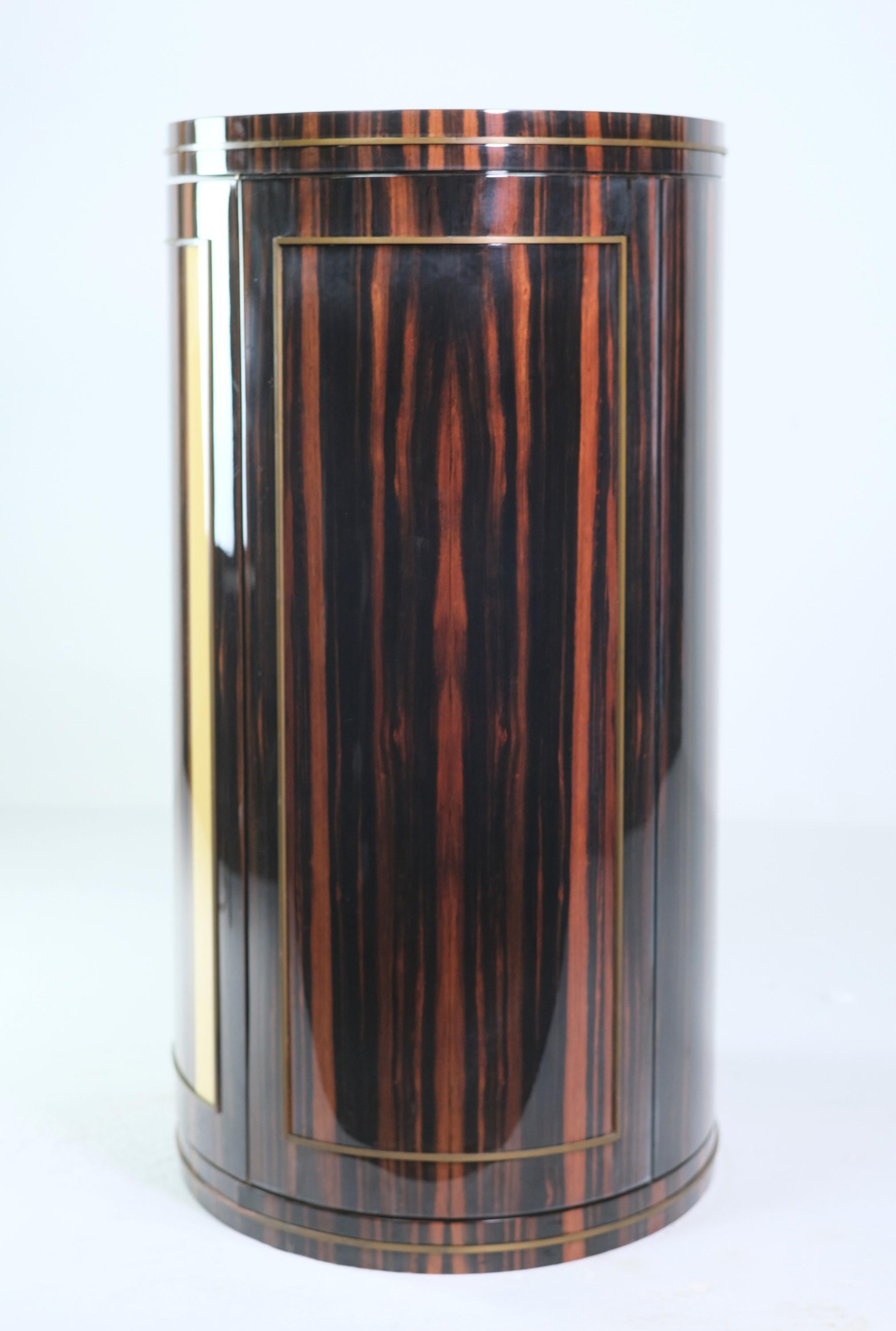 French Art Deco Rosewood Cabinet Jacques Émile Ruhlmann Style  For Sale 7