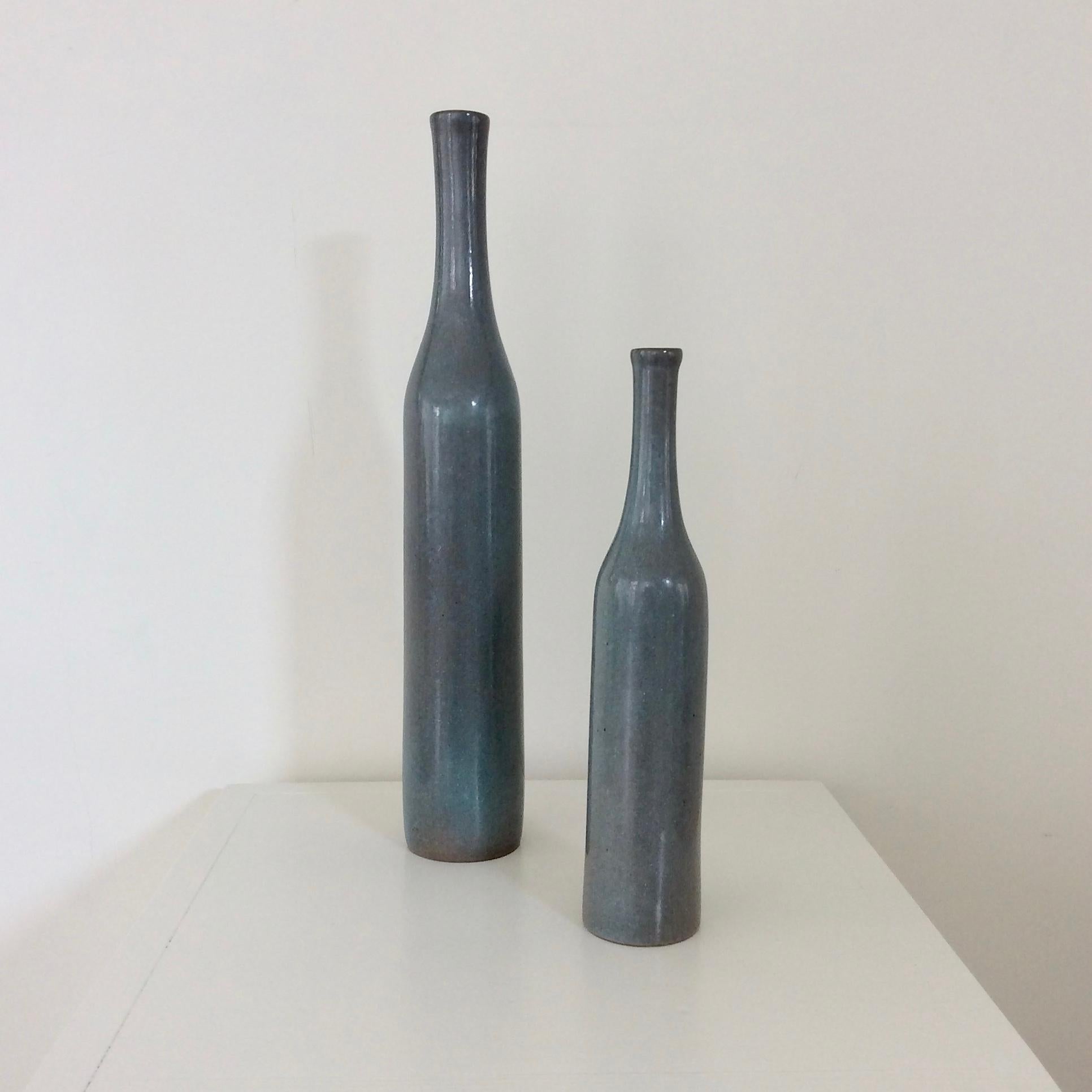 Jacques et Dani Ruelland Pair of Grey Ceramic Vases, circa 1960, France 4