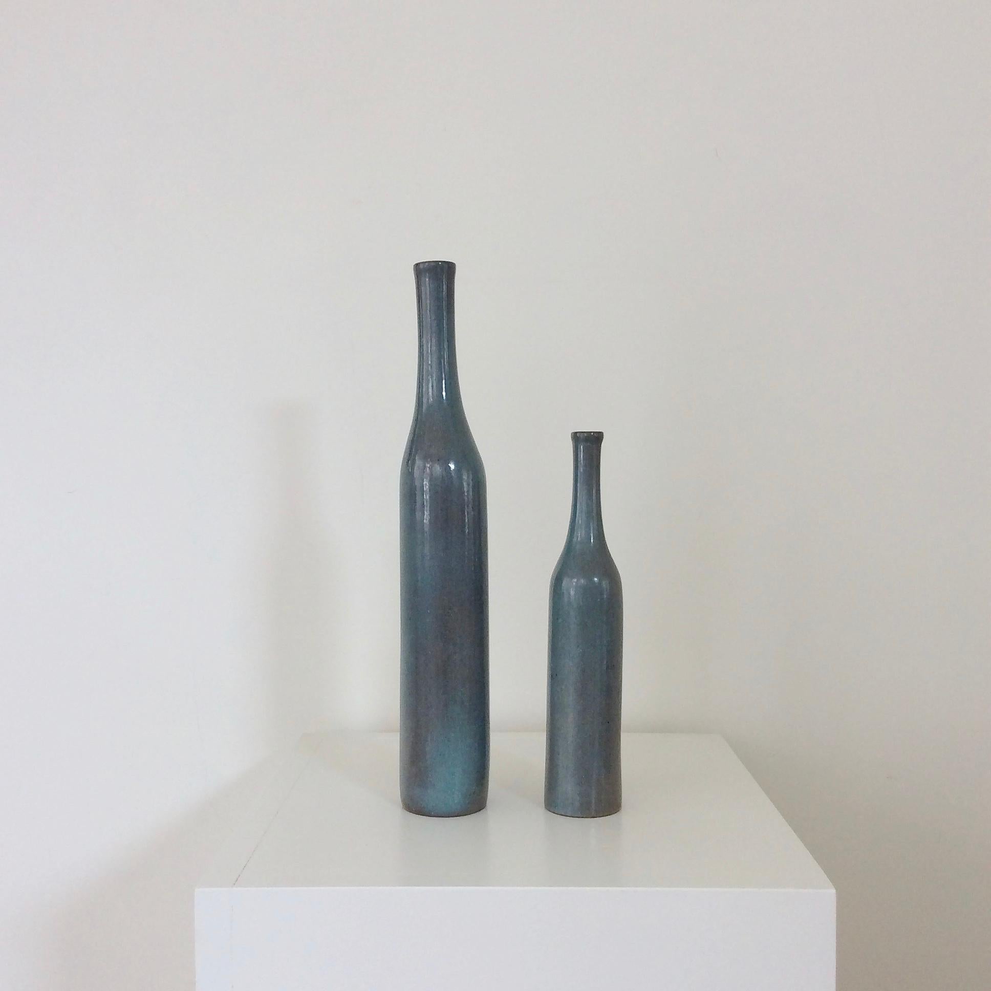 Jacques et Dani Ruelland Pair of Grey Ceramic Vases, circa 1960, France 5