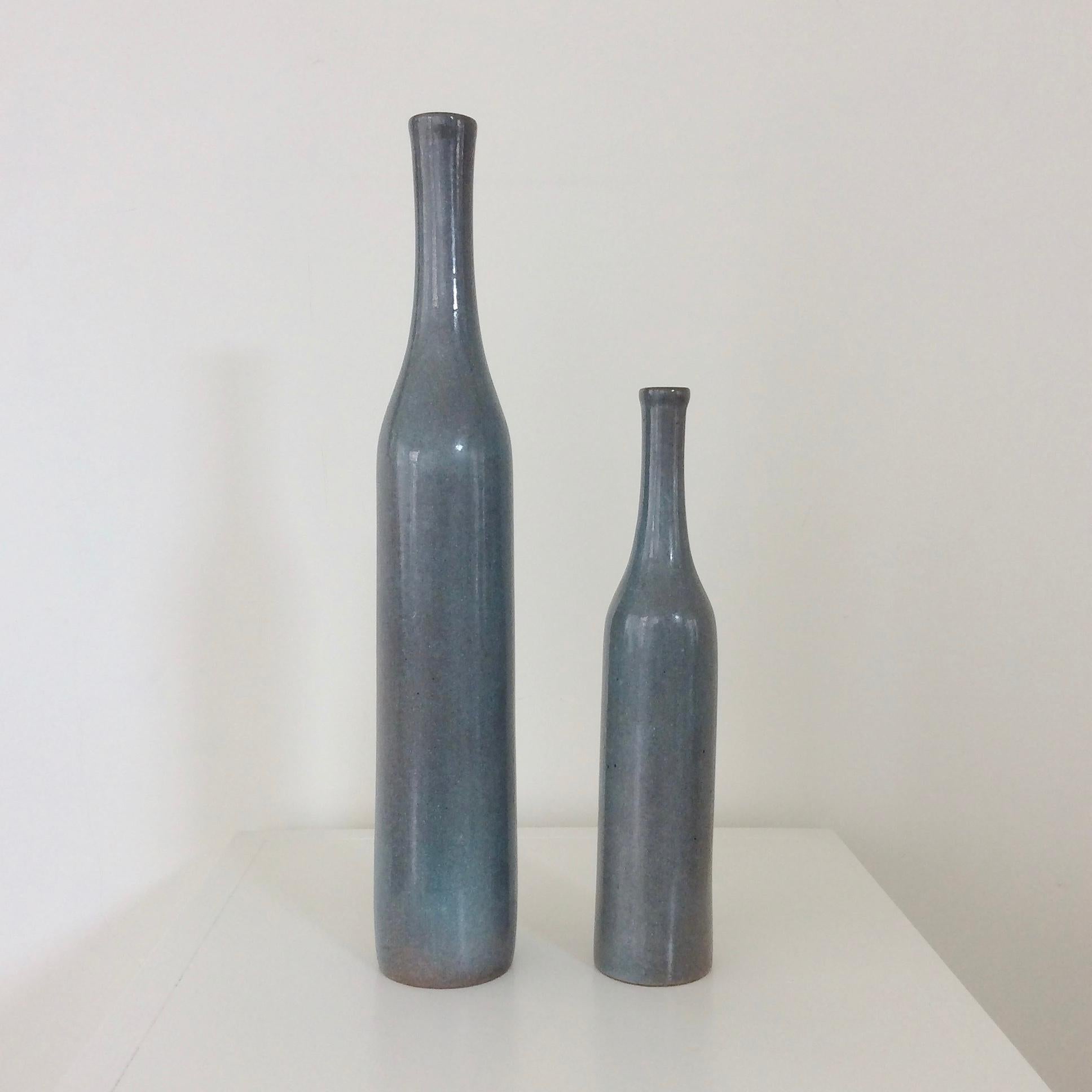 Jacques et Dani Ruelland Pair of Grey Ceramic Vases, circa 1960, France 6