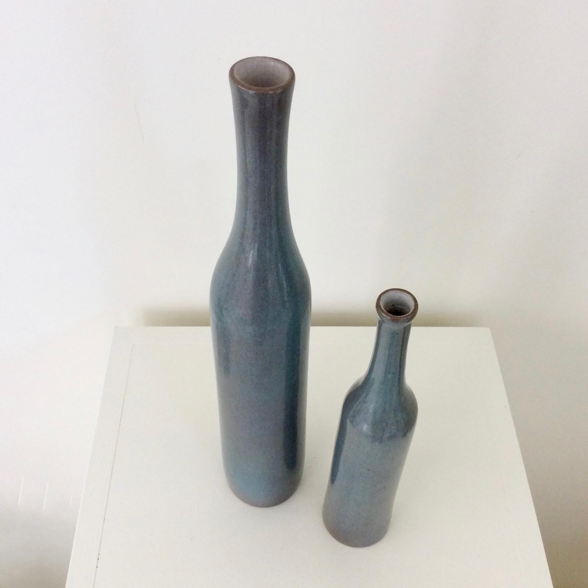 Mid-20th Century Jacques et Dani Ruelland Pair of Grey Ceramic Vases, circa 1960, France