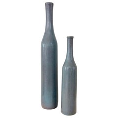 Jacques et Dani Ruelland Pair of Grey Ceramic Vases, circa 1960, France
