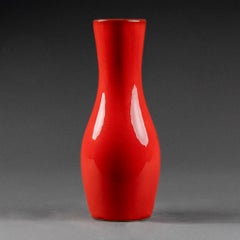 Jacques et Dani Ruelland : Vase en céramique émaillée rouge vers 1950/60