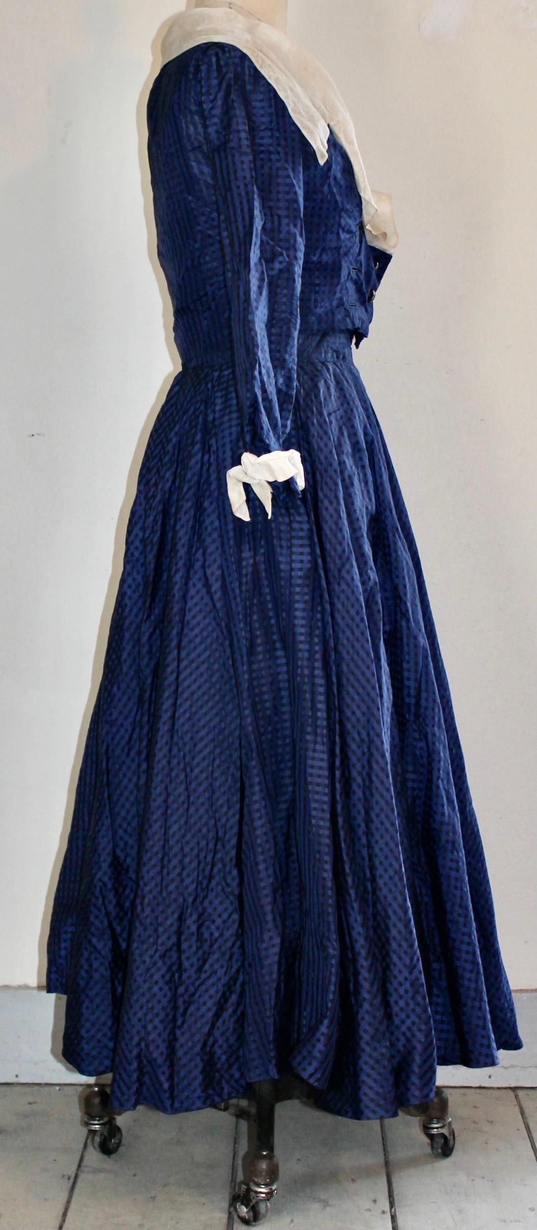 Jacques Fath 1940's Blue Taffeta Gown For Sale 1