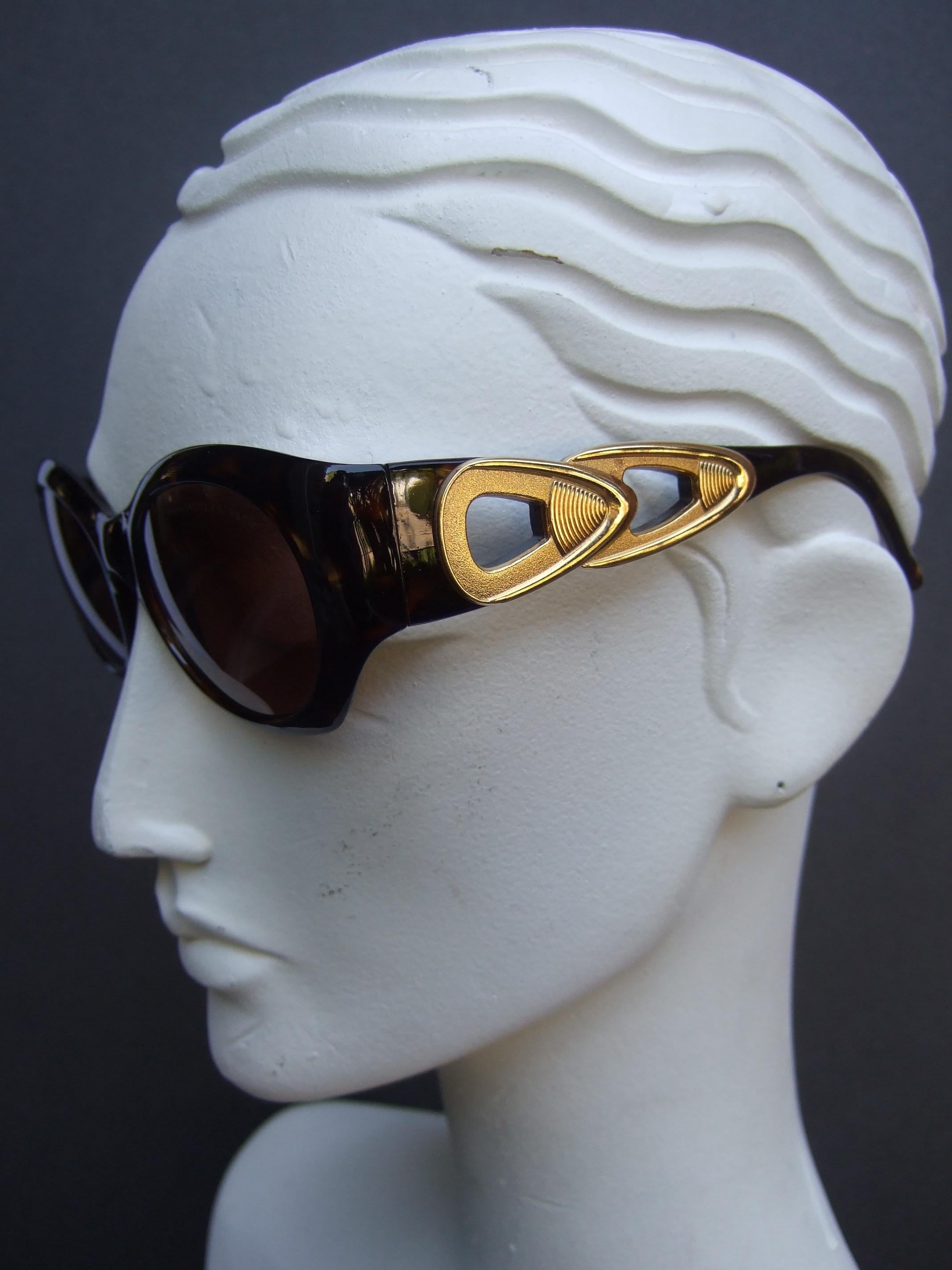 Jacques Fath Paris Tortoise Shell Lucite Brown Tinted Sun Glasses c 1990s For Sale 3
