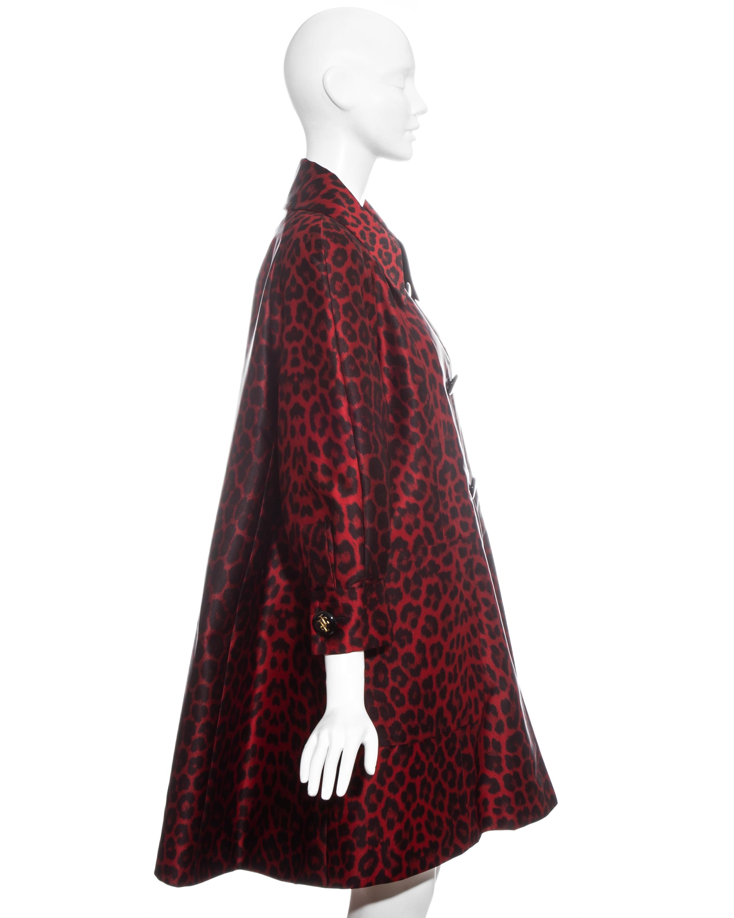 Black Jacques Fath red leopard print silk evening coat, fw 1992 For Sale