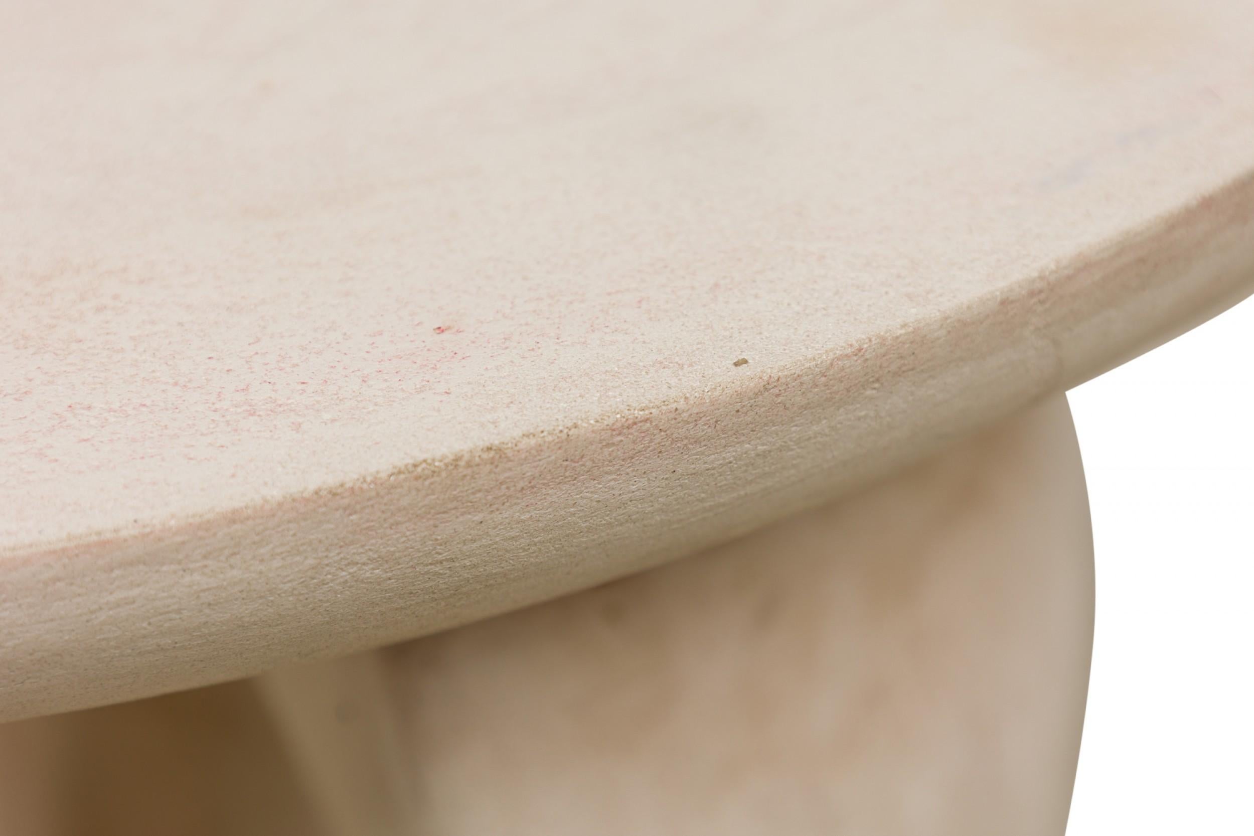 French Mid-Century 'Le Lion' white stone end / side table or stand with a circular top resting on three curved leonine legs ending in three paws. (JACQUES GARCIA FOR BAKER FURNITURE COMPANY)

Condition: Good; Wear consistent with age and use