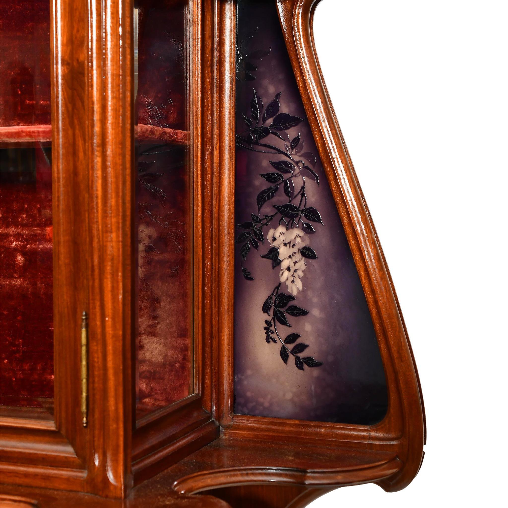 Vitrina Jacques Grüber en venta 1