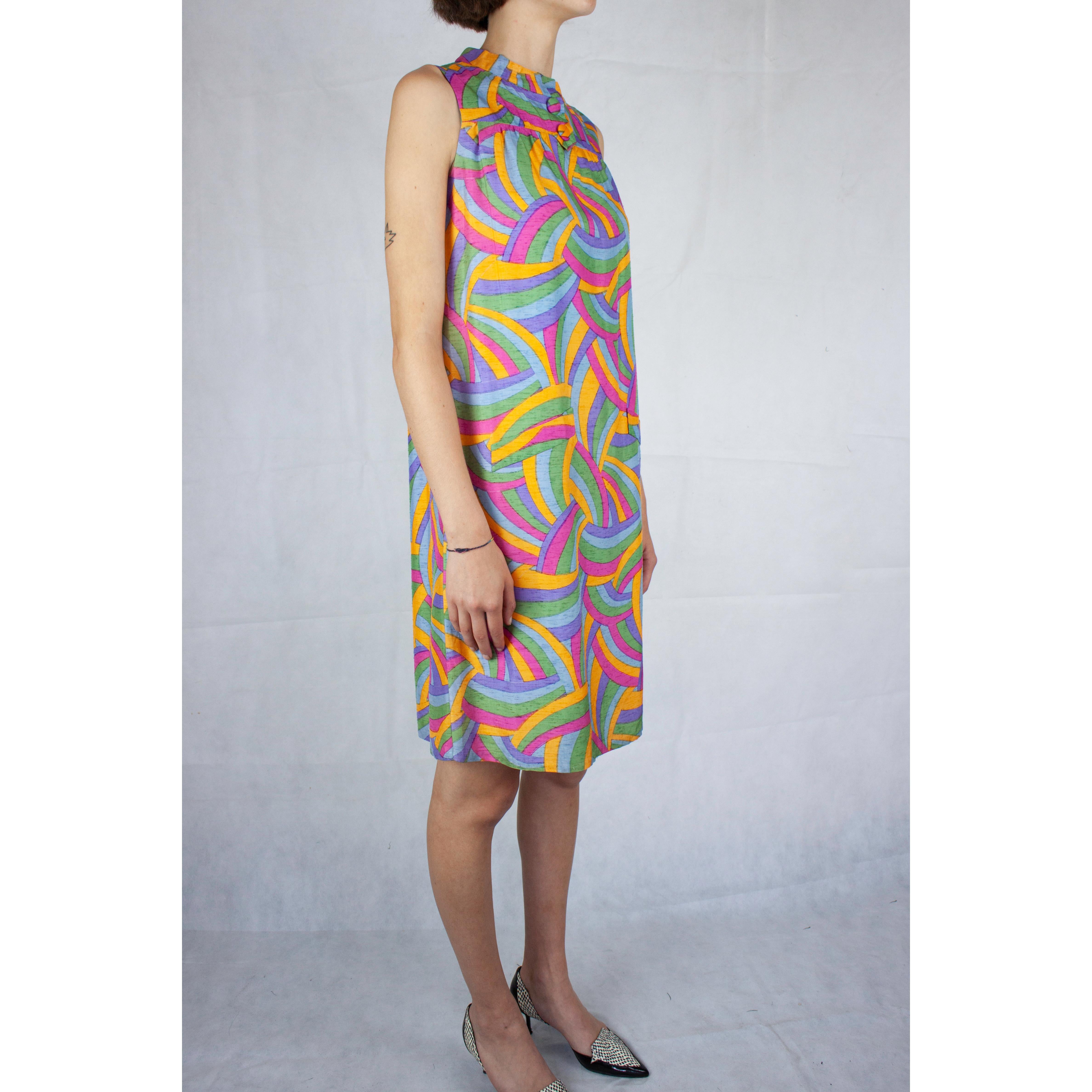 Gray Jacques Heim psychedelic print silk cocktail dress. circa 1960s For Sale