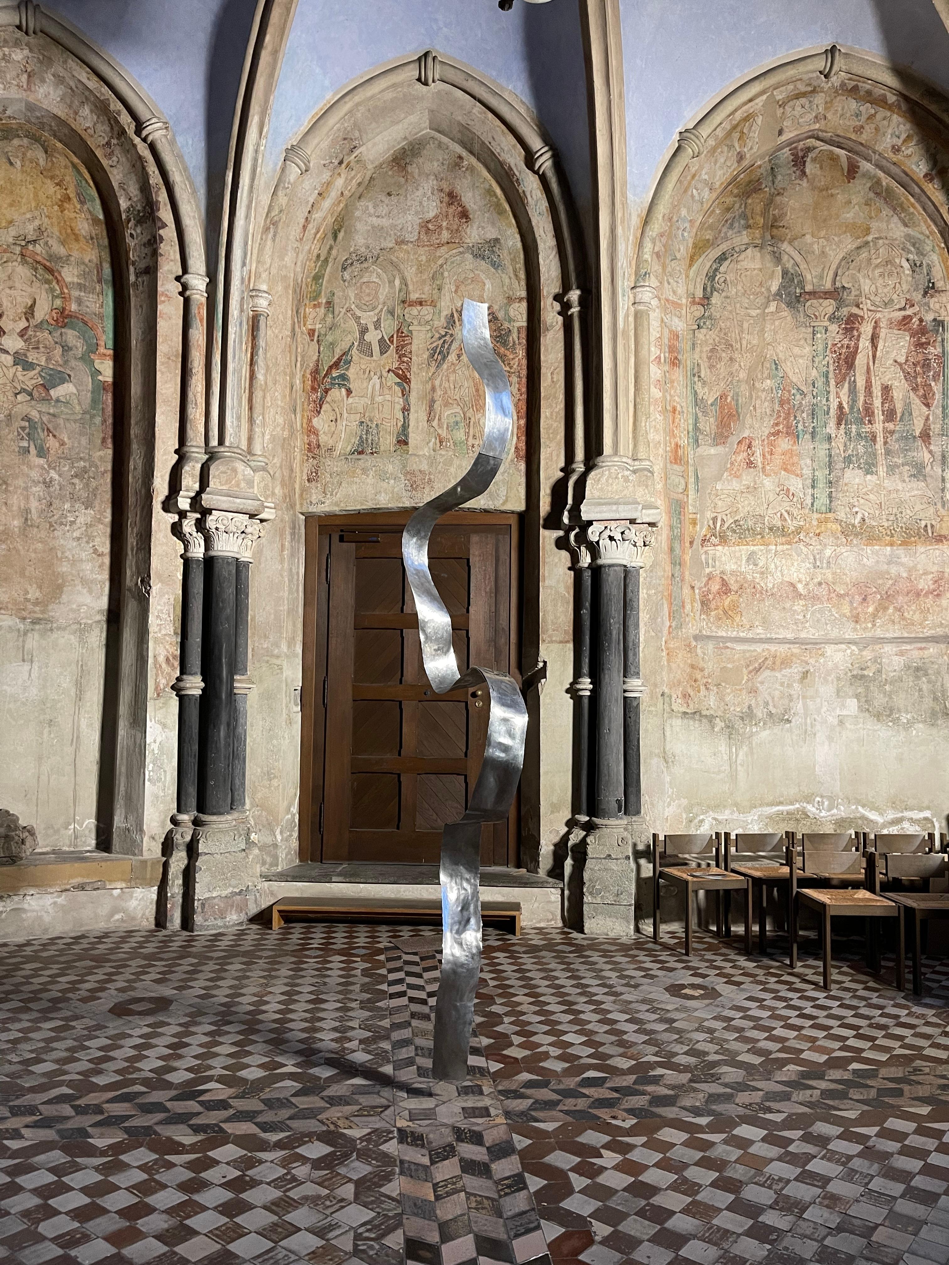 Curve - Large kinetic sculpture - Gray Abstract Sculpture by Jacques Jarrige