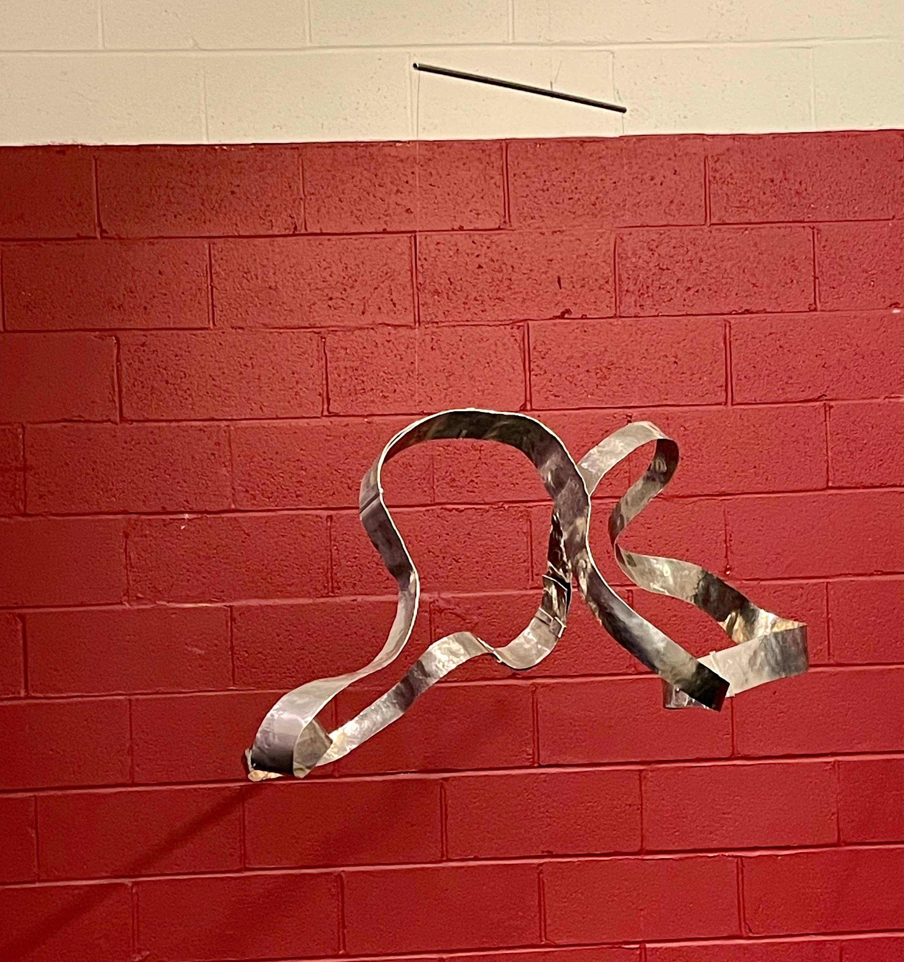 Ola nº 2 Escultura cinética - Abstract Sculpture Rojo de Jacques Jarrige