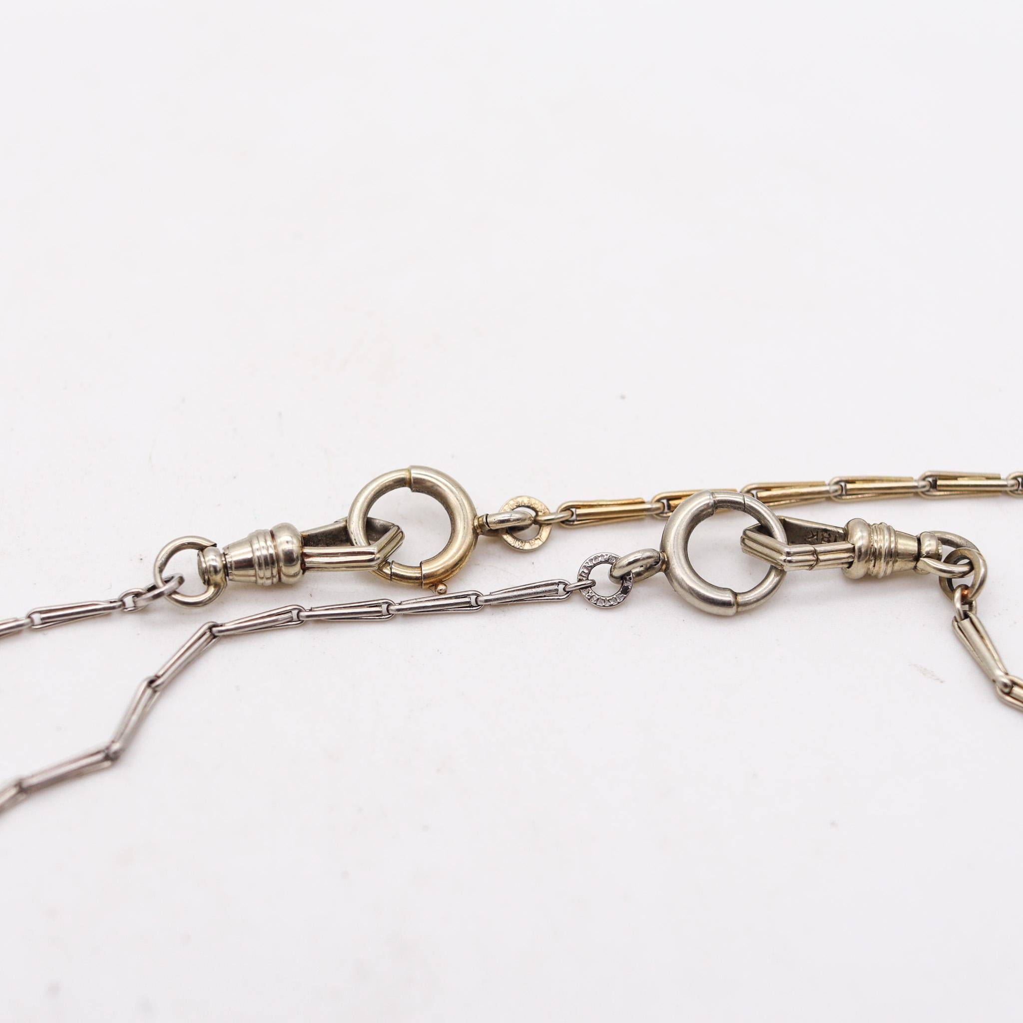 Taille ronde Jacques Kreisler & Co, collier 1920 en platine et or blanc 18 carats avec perles en vente