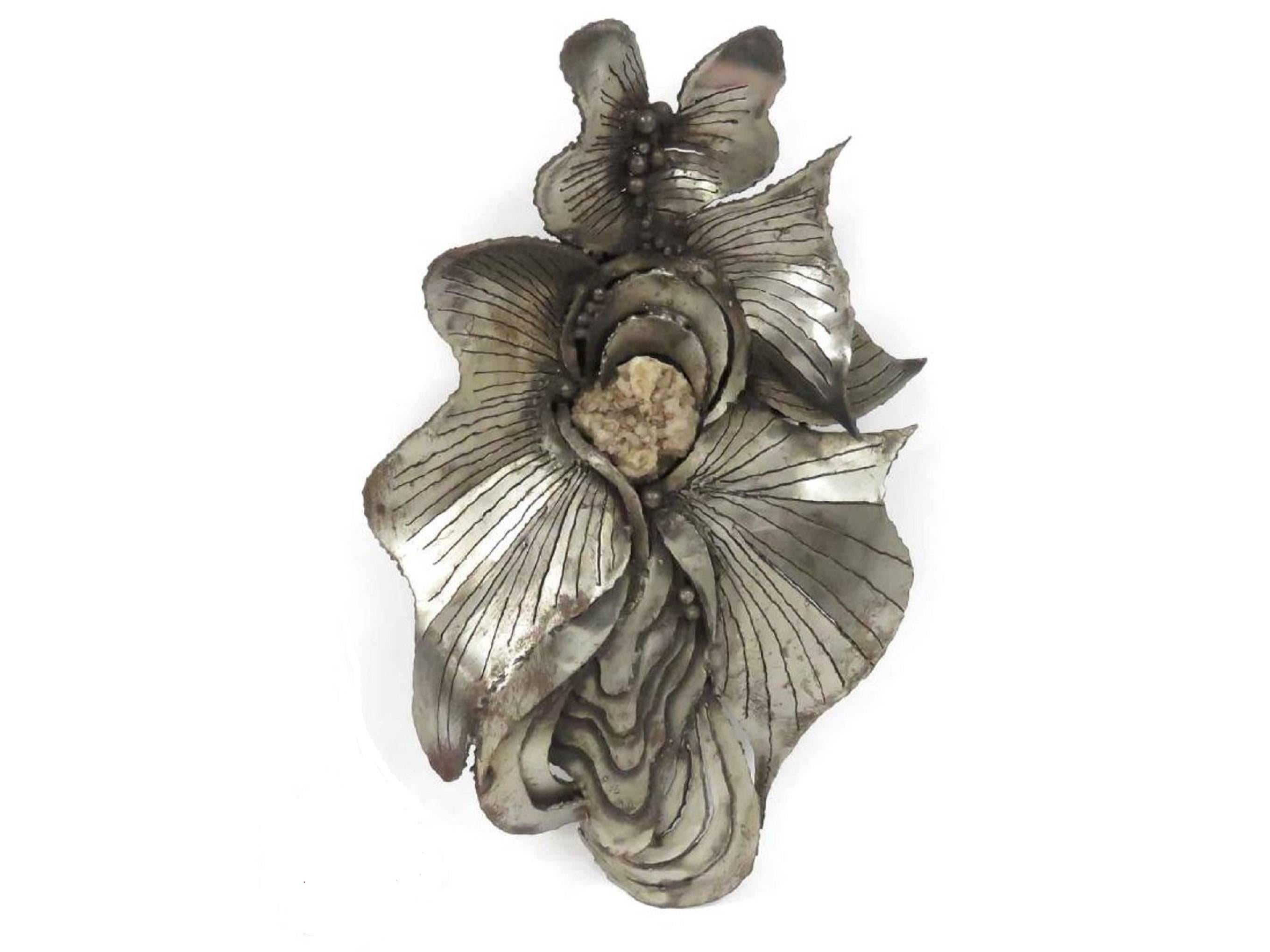 1970s French Brutalist Welded Steel and Raw Mineral Specimen Sculpture Signed - Arte Povera Mixed Media Art by Jacques Lerebourg