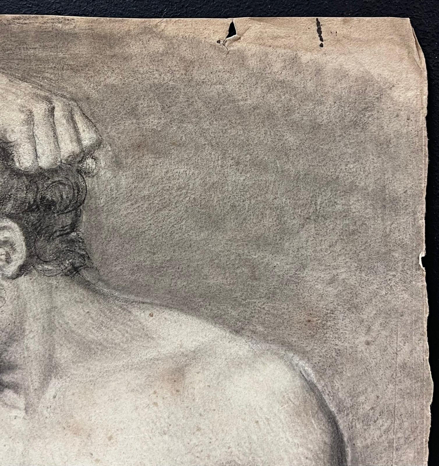 Studio di nudo maschile 
Francese, periodo 1780-1800 circa
cerchia di Jacques-Louis David (French 1748-1825)
Disegno a matita su carta, senza cornice
disegno: 12 x 10 pollici
Provenienza: Collezione privata, Francia
Condit: Questo disegno è in buone