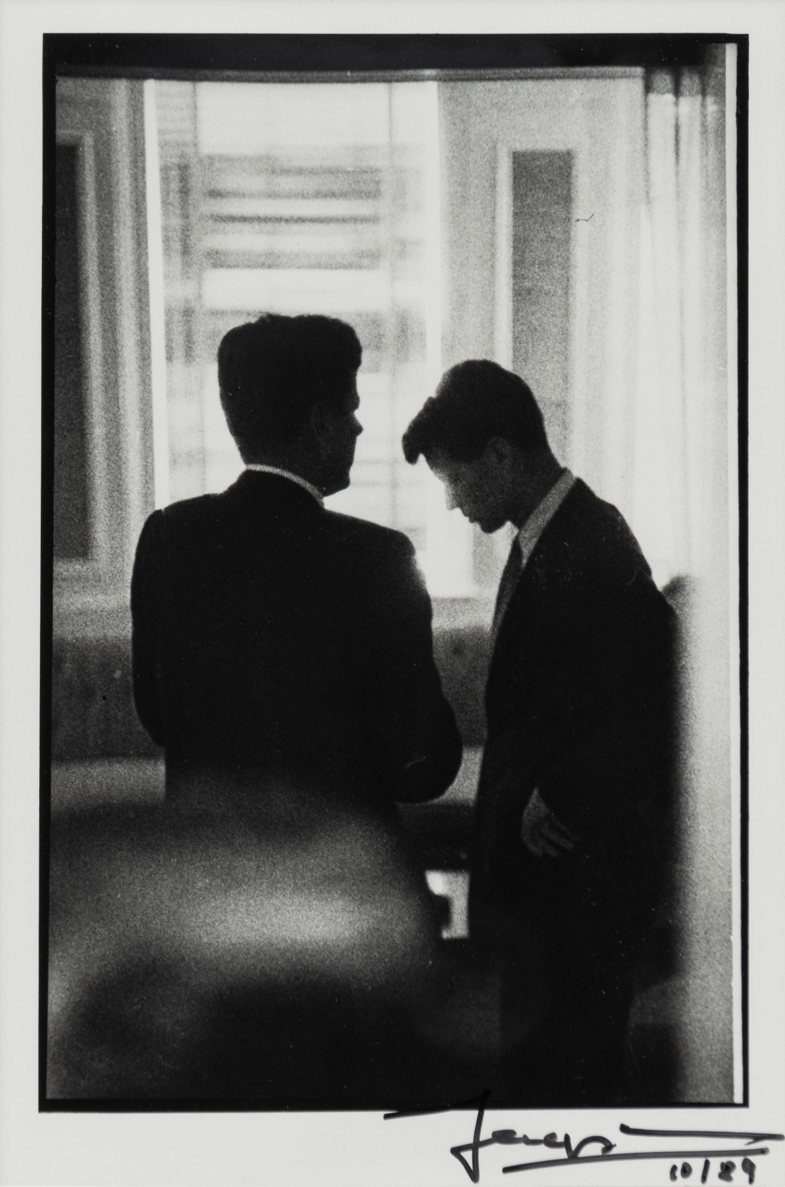JFK with Bobby Kennedy, Biltmore Hotel, Los Angeles, July 14, 1960 - Photograph by Jacques Lowe