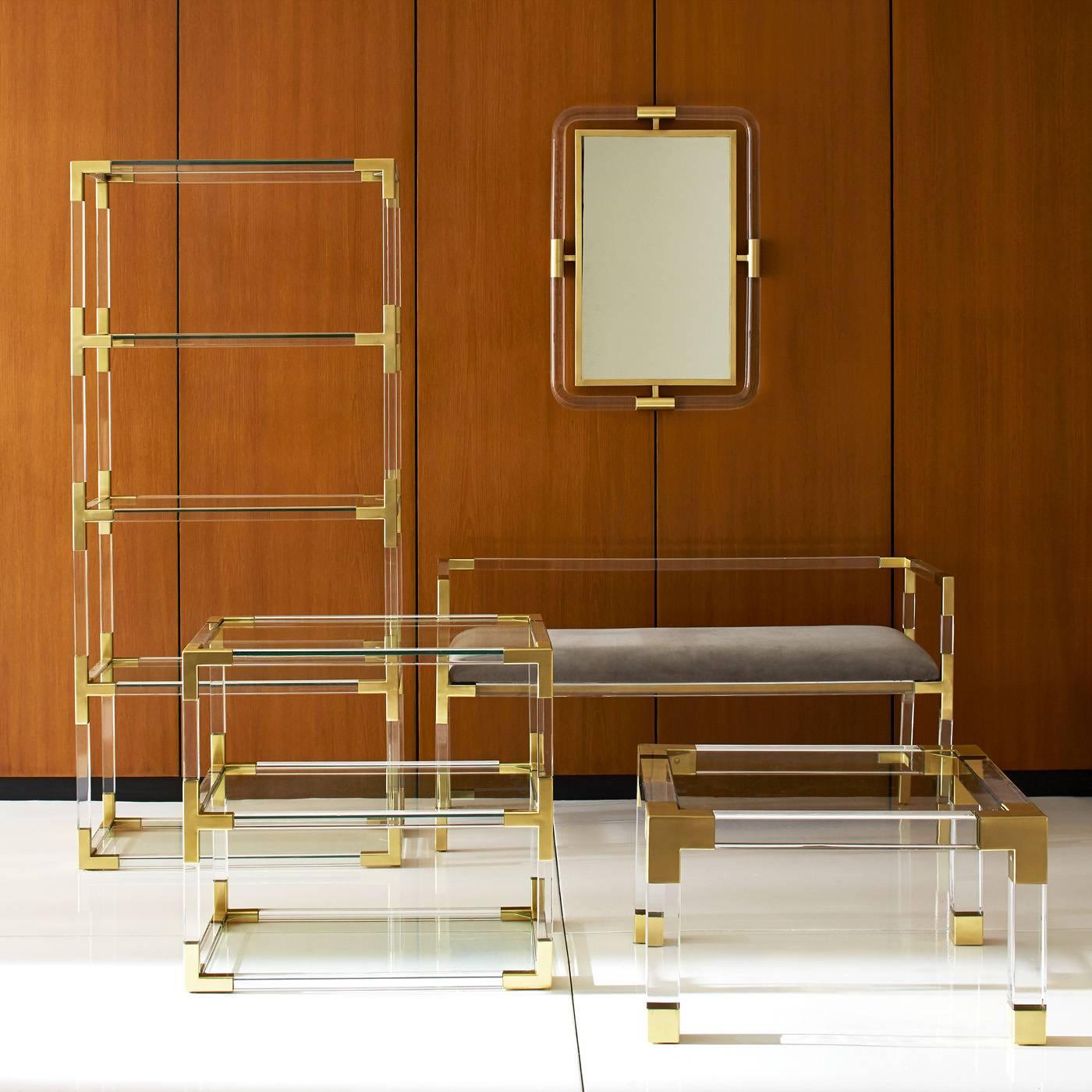 Spazzolato Jacques Étagère in lucite e ottone in vendita