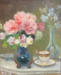 Antiquité française signée Fleurs roses dans un vase bleu Nature morte florale, peinture à l'huile