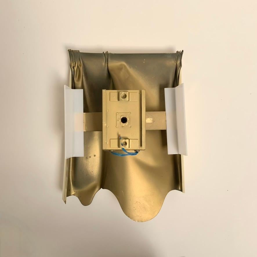 Jacques Moniquet Rare Large Drapé Brass Sconce By AAM Paris, circa 1975, France. For Sale 11