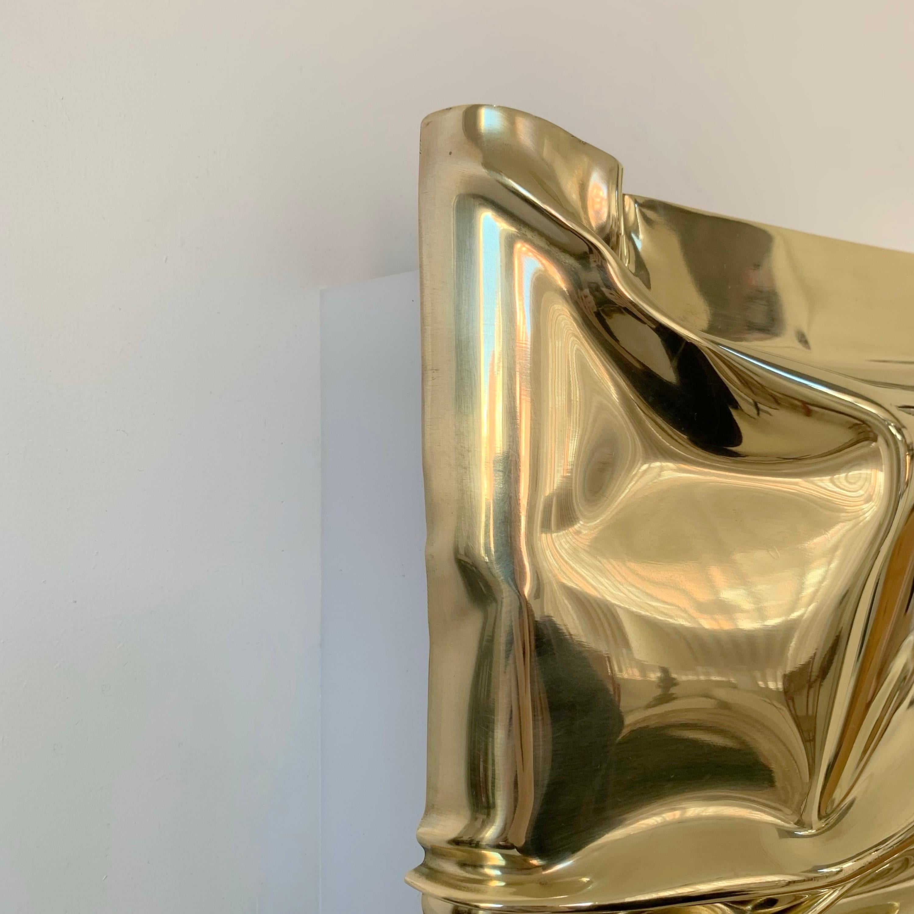 Jacques Moniquet, coppia di lampade in ottone firmate per Cheret AAM Paris, 1975, Francia in vendita 7