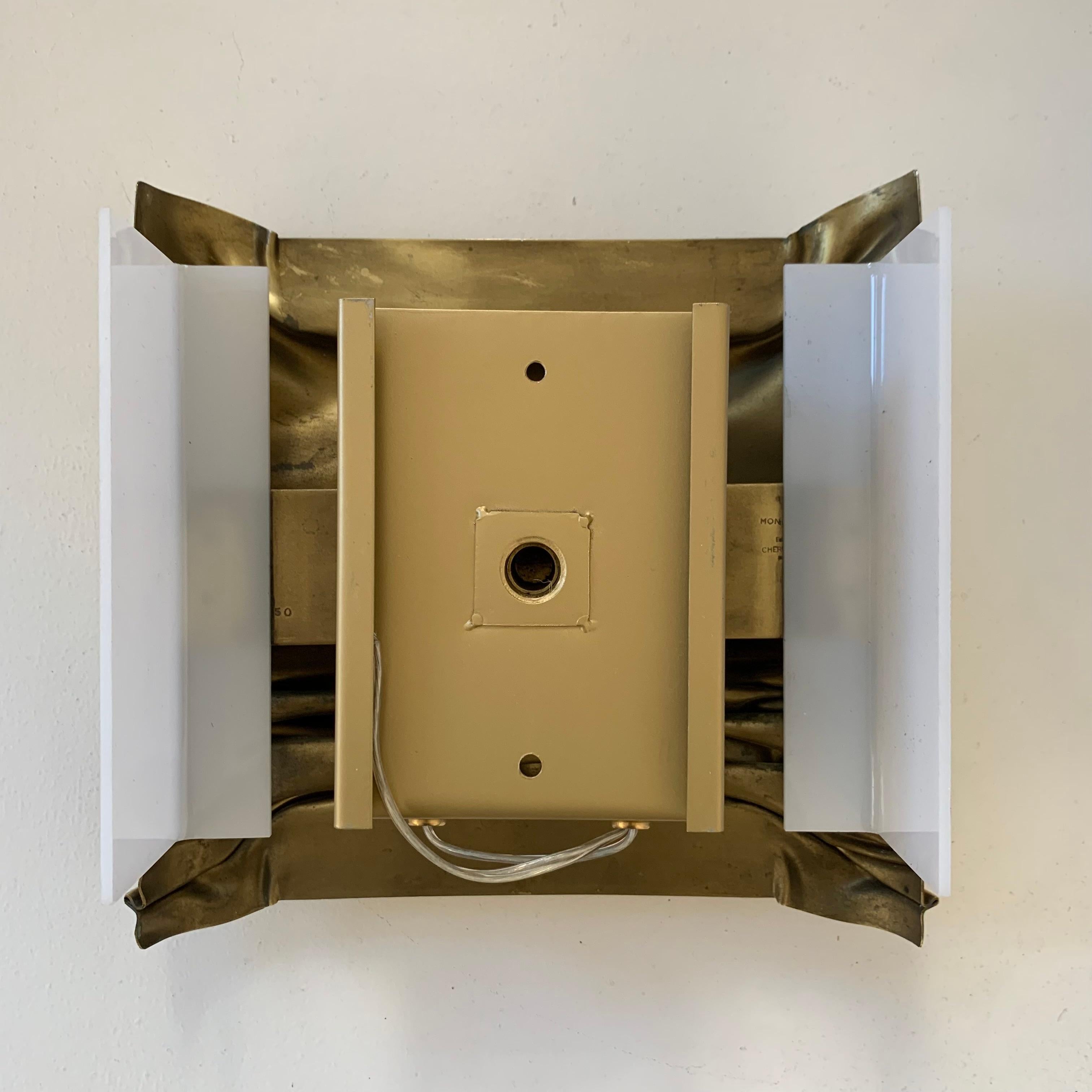 Jacques Moniquet, coppia di lampade in ottone firmate per Cheret AAM Paris, 1975, Francia in vendita 10