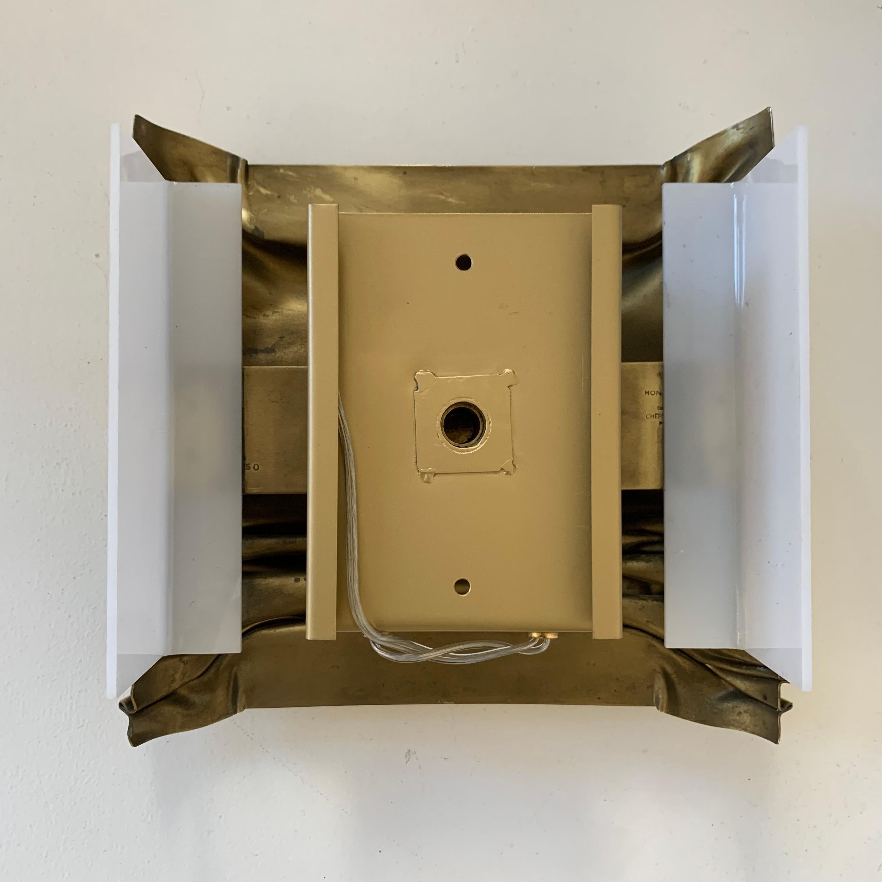 Jacques Moniquet, coppia di lampade in ottone firmate per Cheret AAM Paris, 1975, Francia in vendita 11