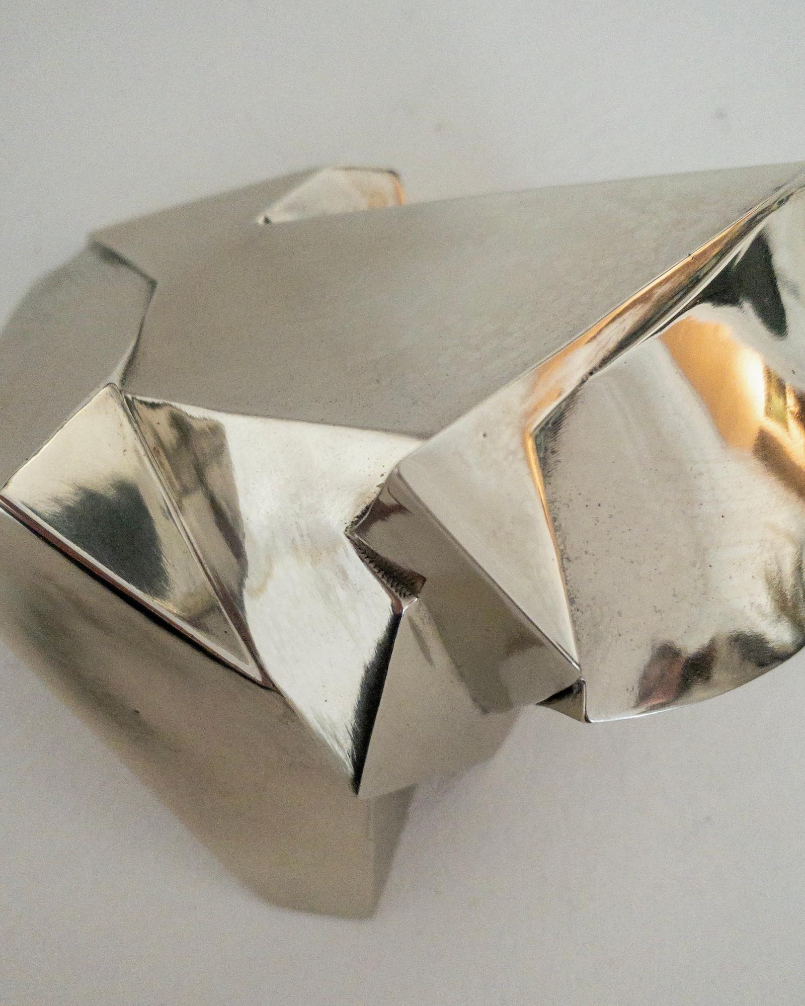 Anakio Must de Jacques Owczarek - Sculpture en bronze blanc, animal, abstrait en vente 7