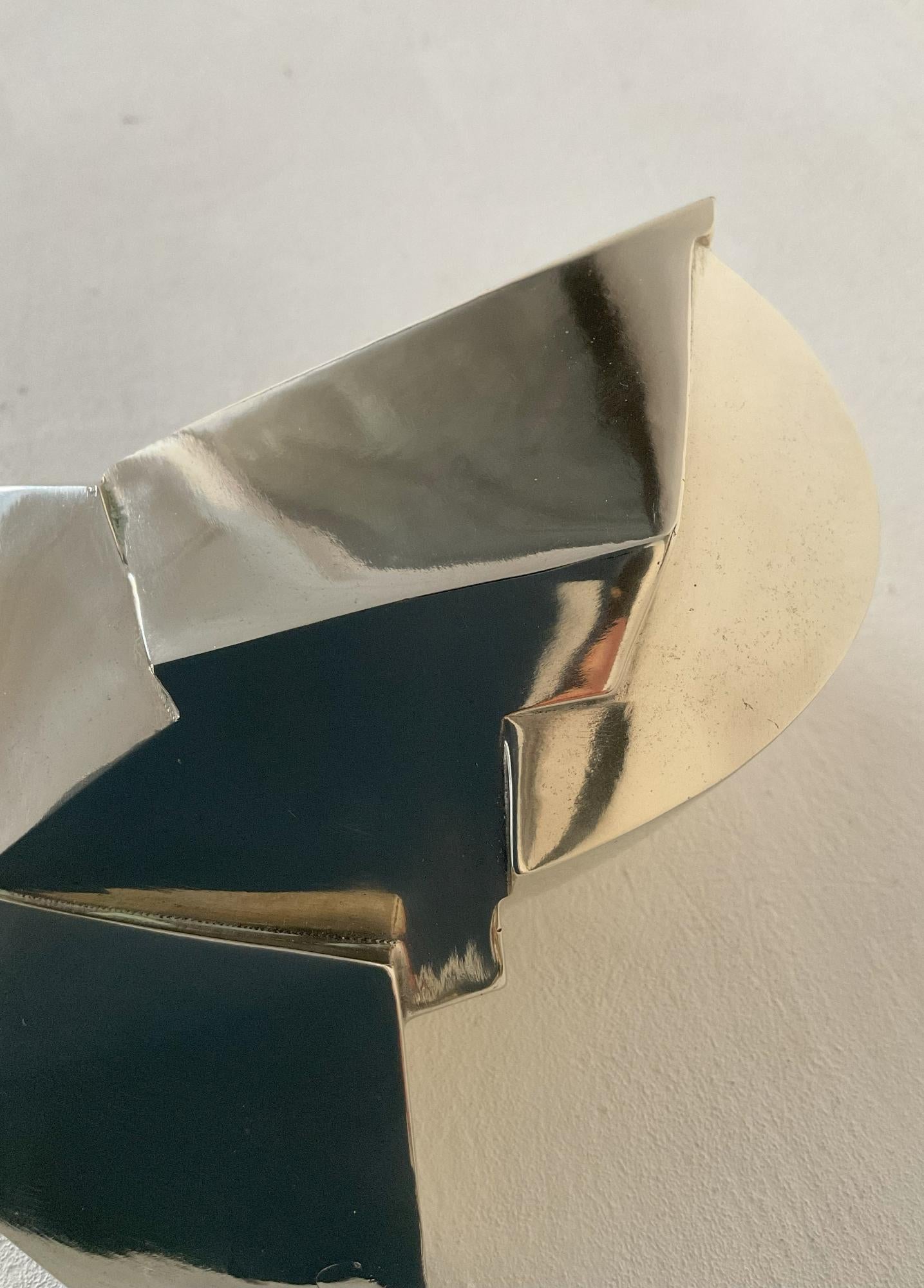Kiode Must de Jacques Owczarek - Escultura de bronce blanco, animal, abstracto en venta 6