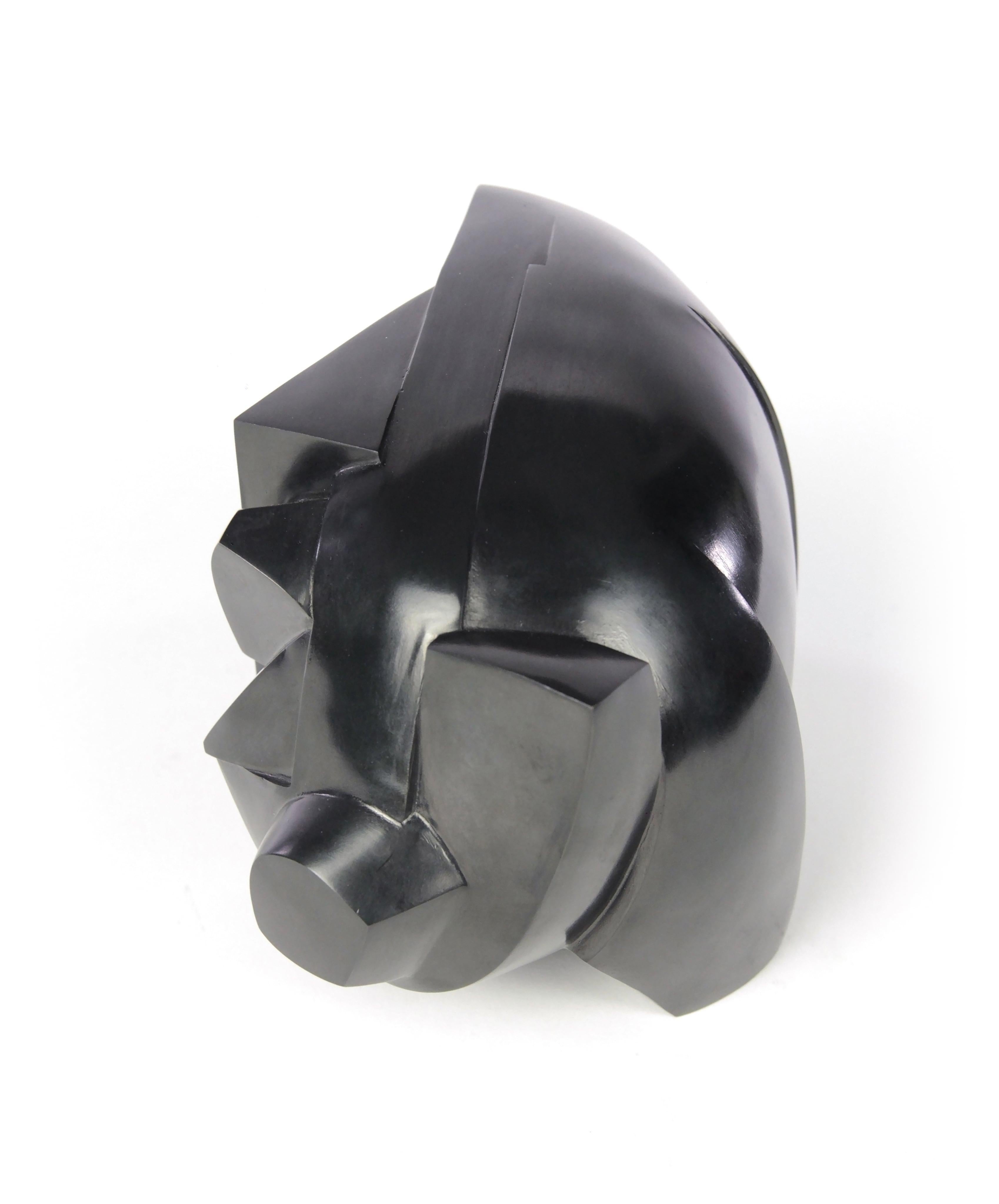 Kioo by Jacques Owczarek - Sculpture animalière en bronze représentant un cochon, noir en vente 4