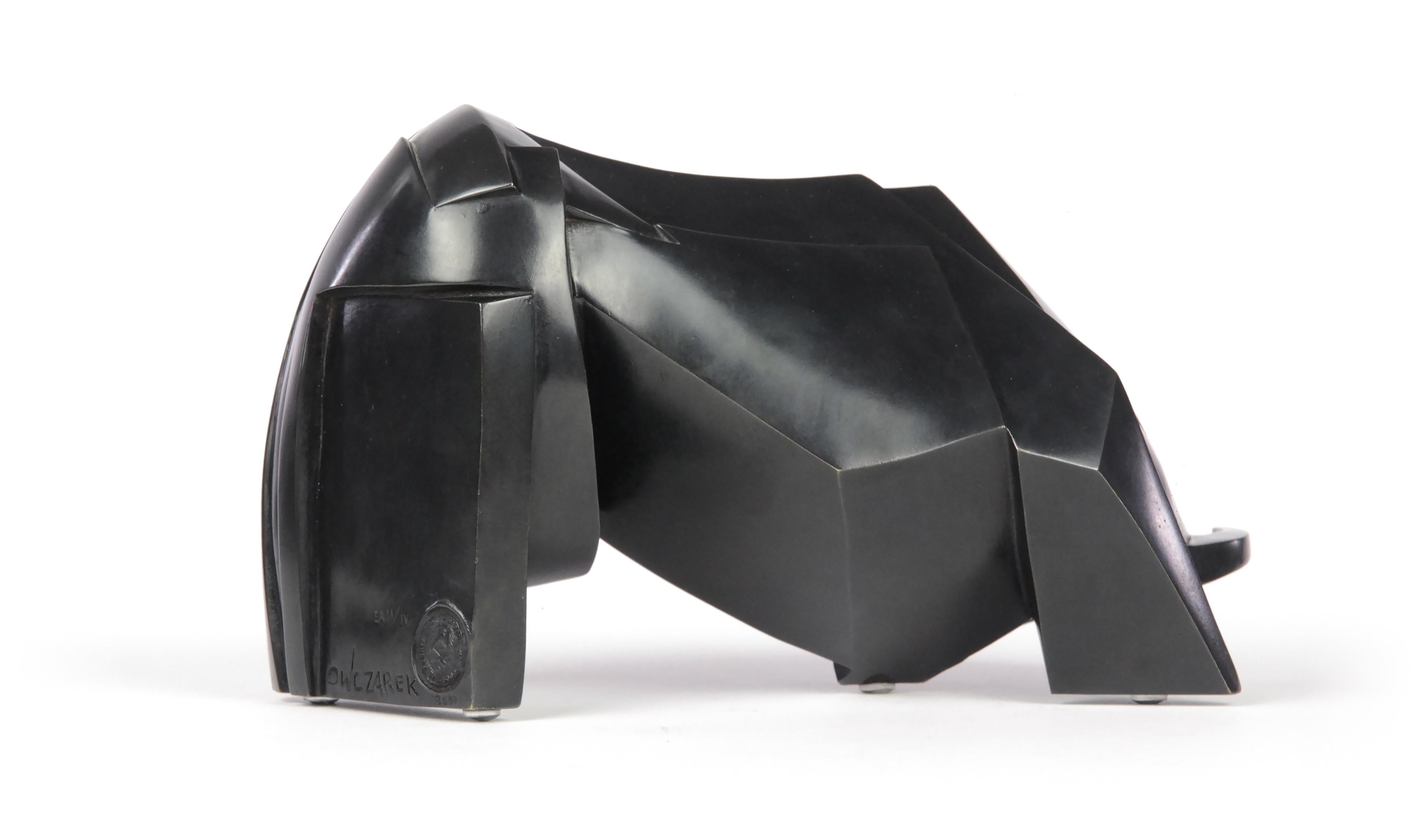 Kioshimura di Jacques Owczarek - Scultura animale in bronzo nero di un toro, liscia in vendita 5