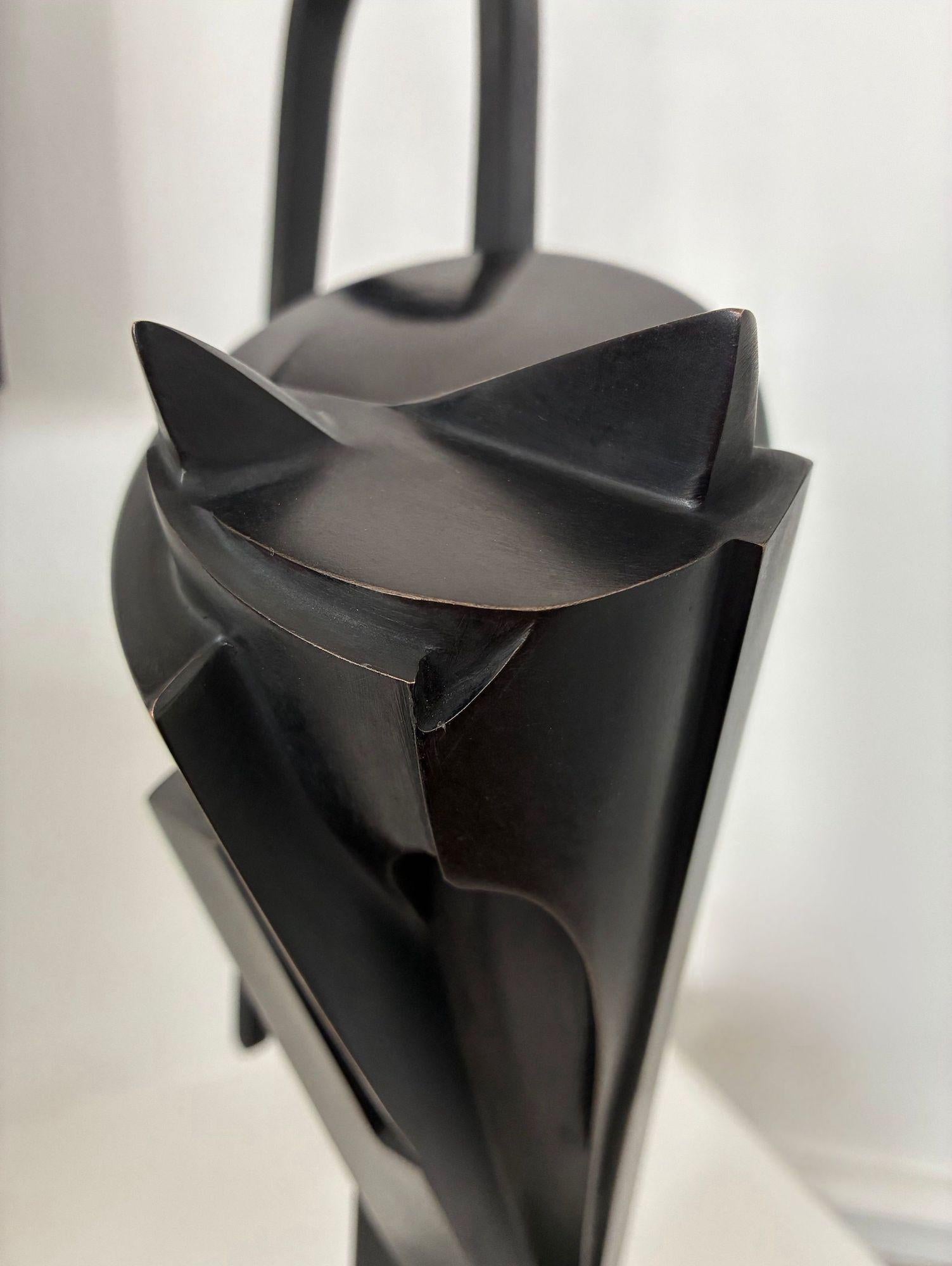 Kotakio de Jacques Owczarek - Escultura animal de bronce de un gato, negro, abstracto en venta 11