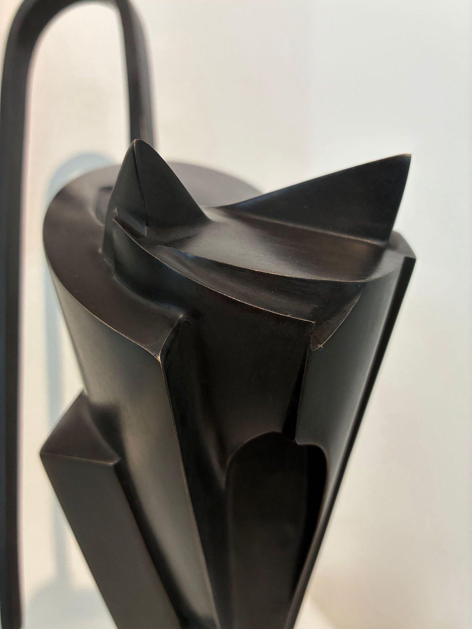 Kotakio de Jacques Owczarek - Escultura animal de bronce de un gato, negro, abstracto en venta 13