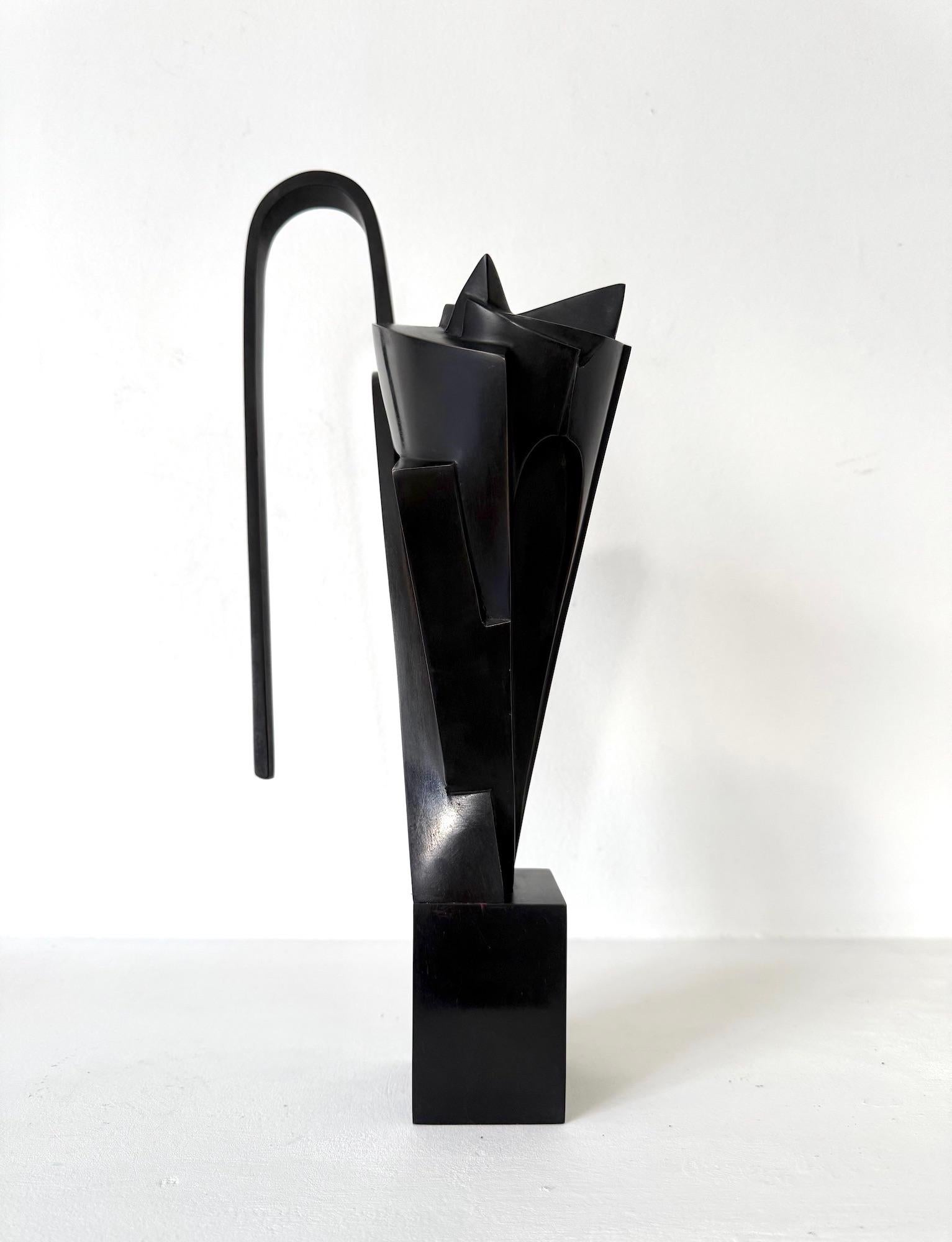 Kotakio de Jacques Owczarek - Escultura animal de bronce de un gato, negro, abstracto en venta 4