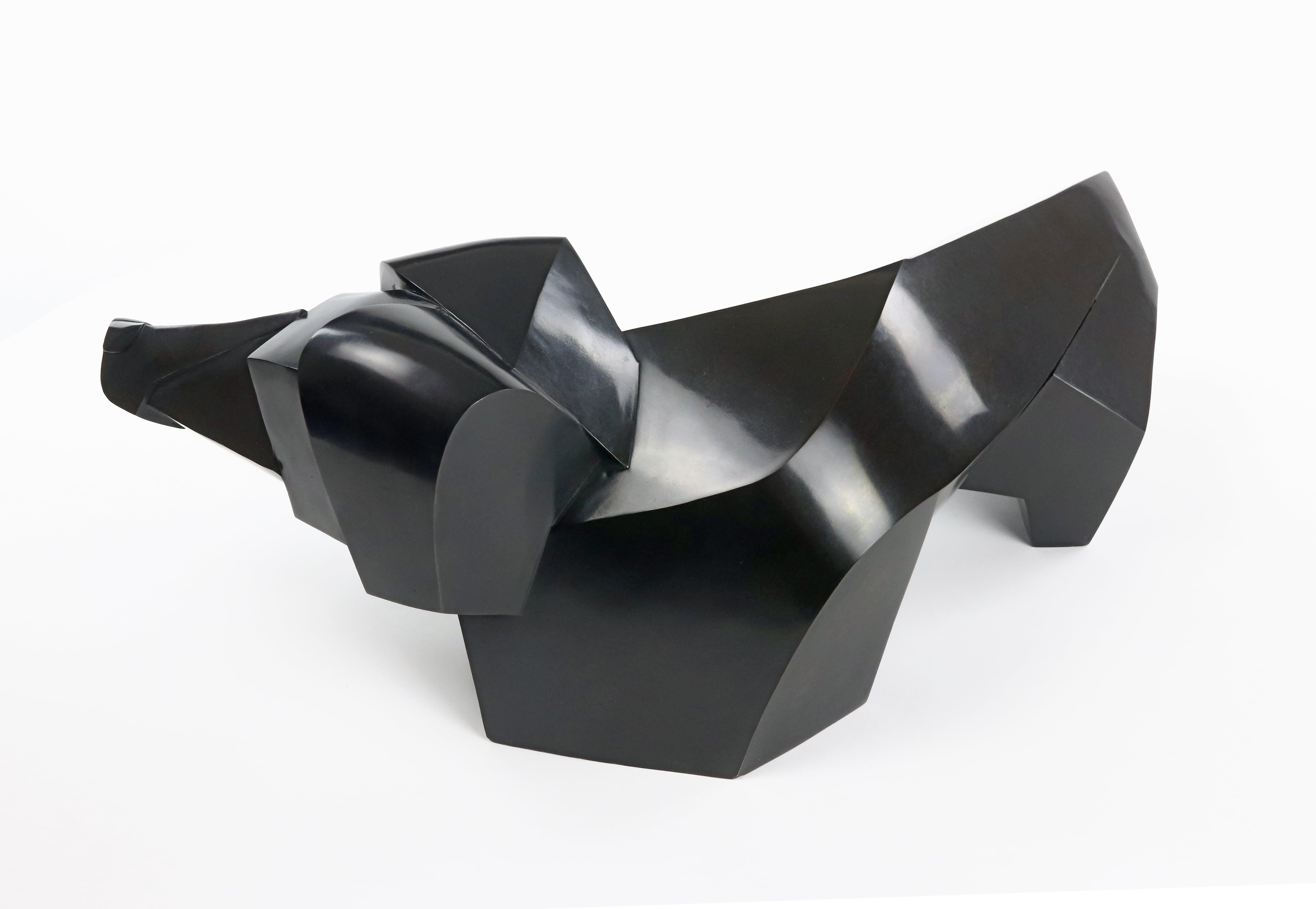 Teckio par Jacques Owczarek - Sculpture animalière en bronze d'un chien, teckel, noir en vente 4