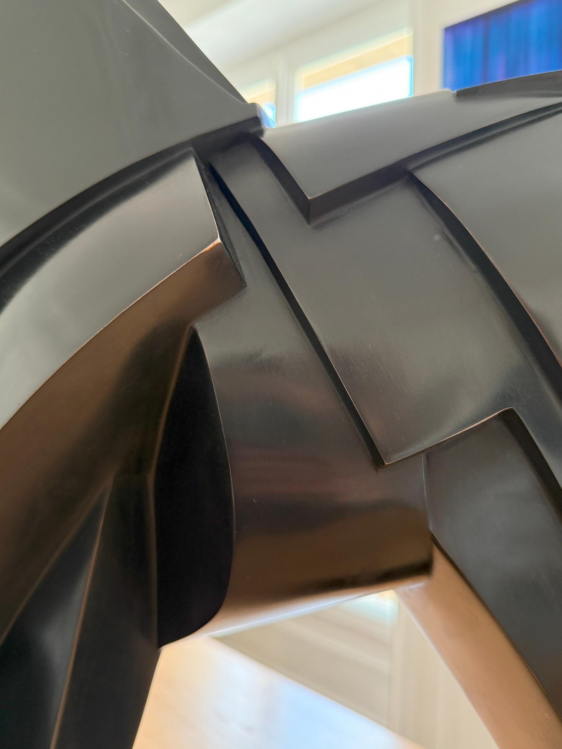 Xsakioro di Jacques Owczarek - Scultura animale in bronzo nero di un cavallo liscio in vendita 12