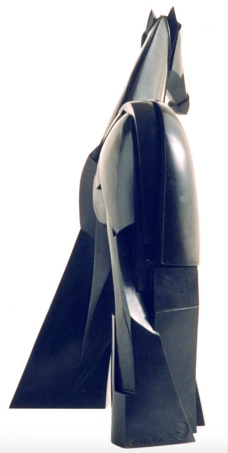 Xsakioro von Jacques Owczarek – schwarze Tier-Bronze-Skulptur eines Pferdes, glatt im Angebot 3