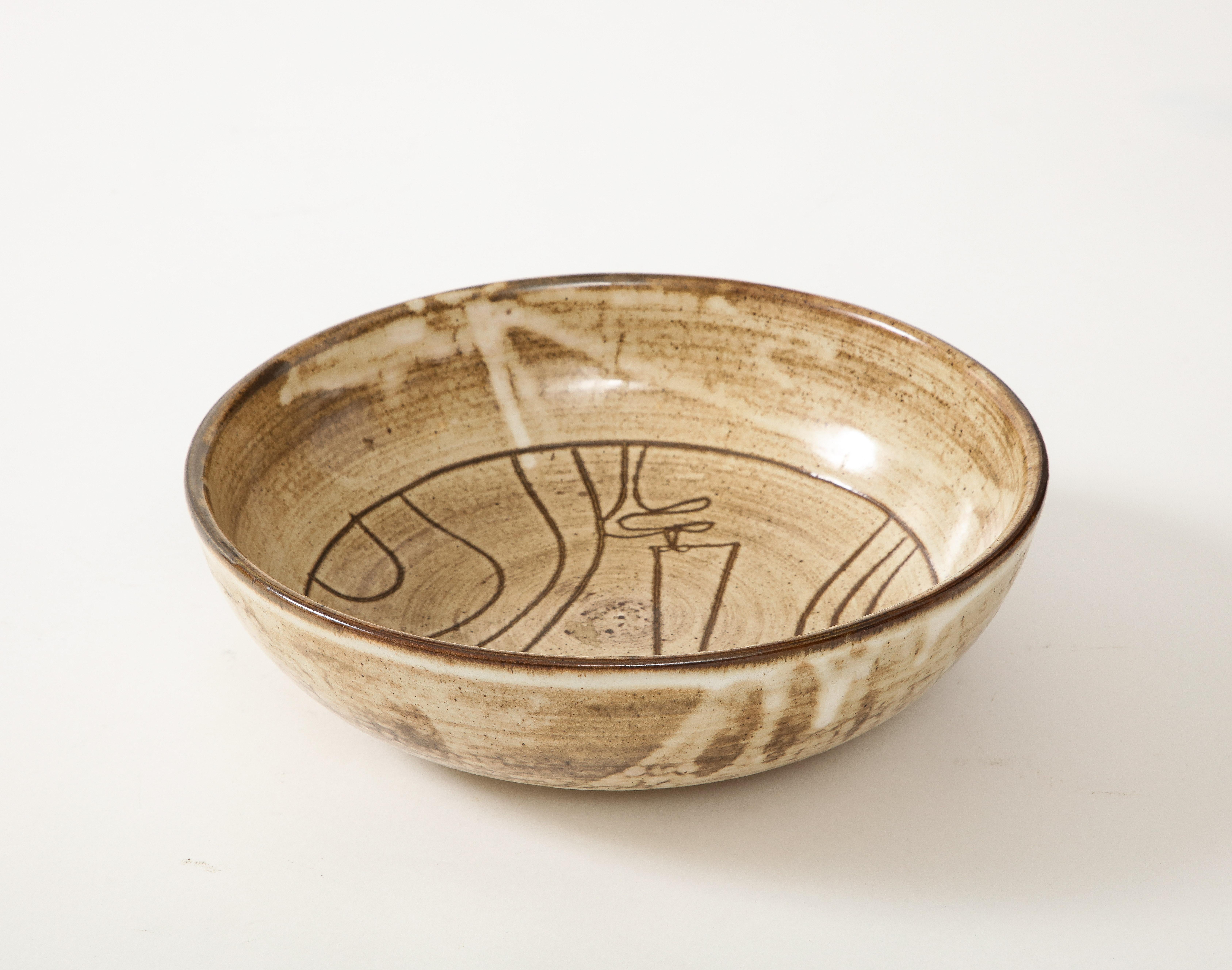 Jacques Pouchain, Ceramic Bowl, Atelier Dieulefit, 1960, Signed: 'Pouchain' In Good Condition In Brooklyn, NY