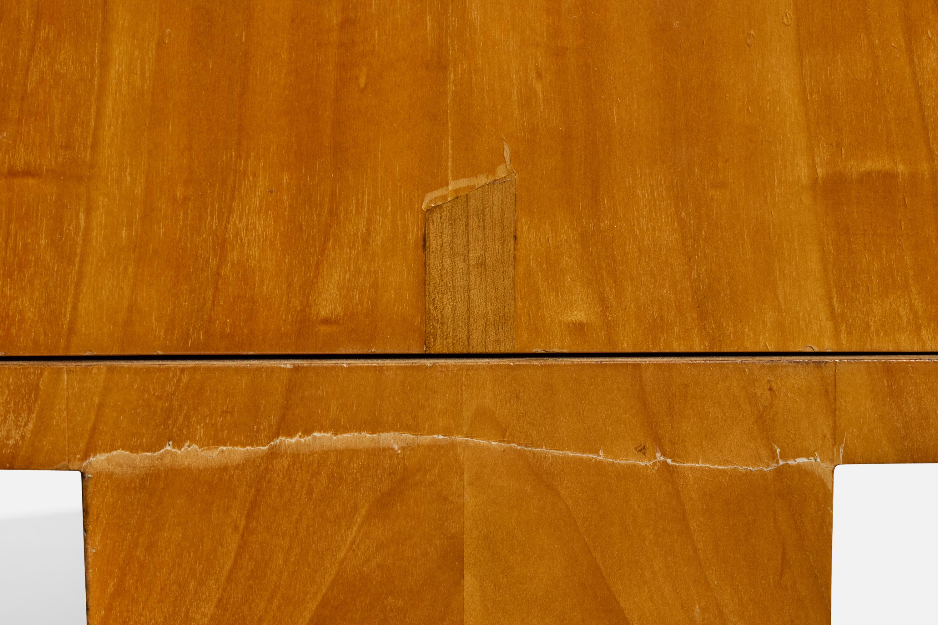 Jacques Quinet, Desk, Cherrywood, Brass, France, 1960 im Zustand „Relativ gut“ im Angebot in High Point, NC