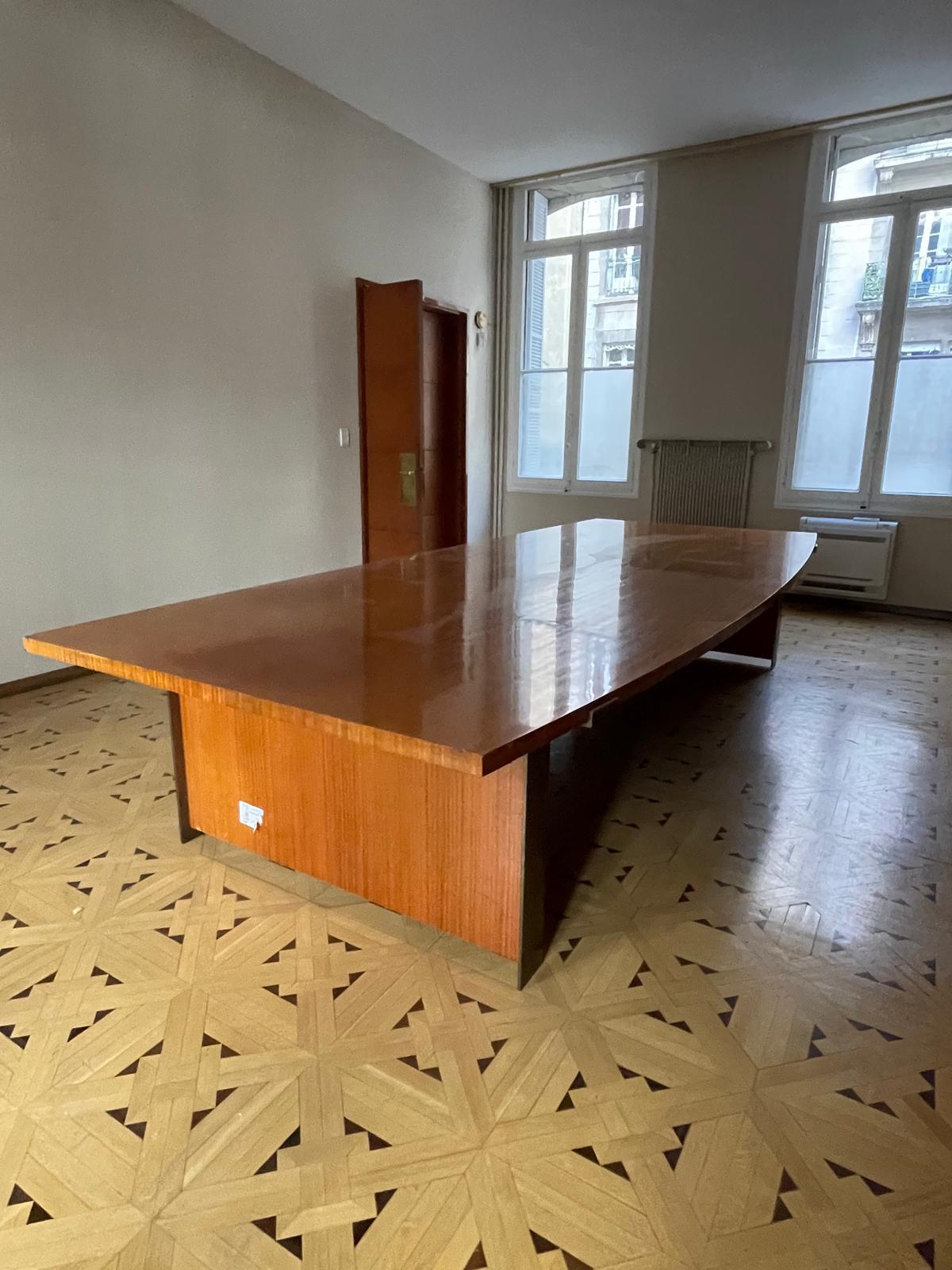 Bronze Grande table Jacques Quinet en vente